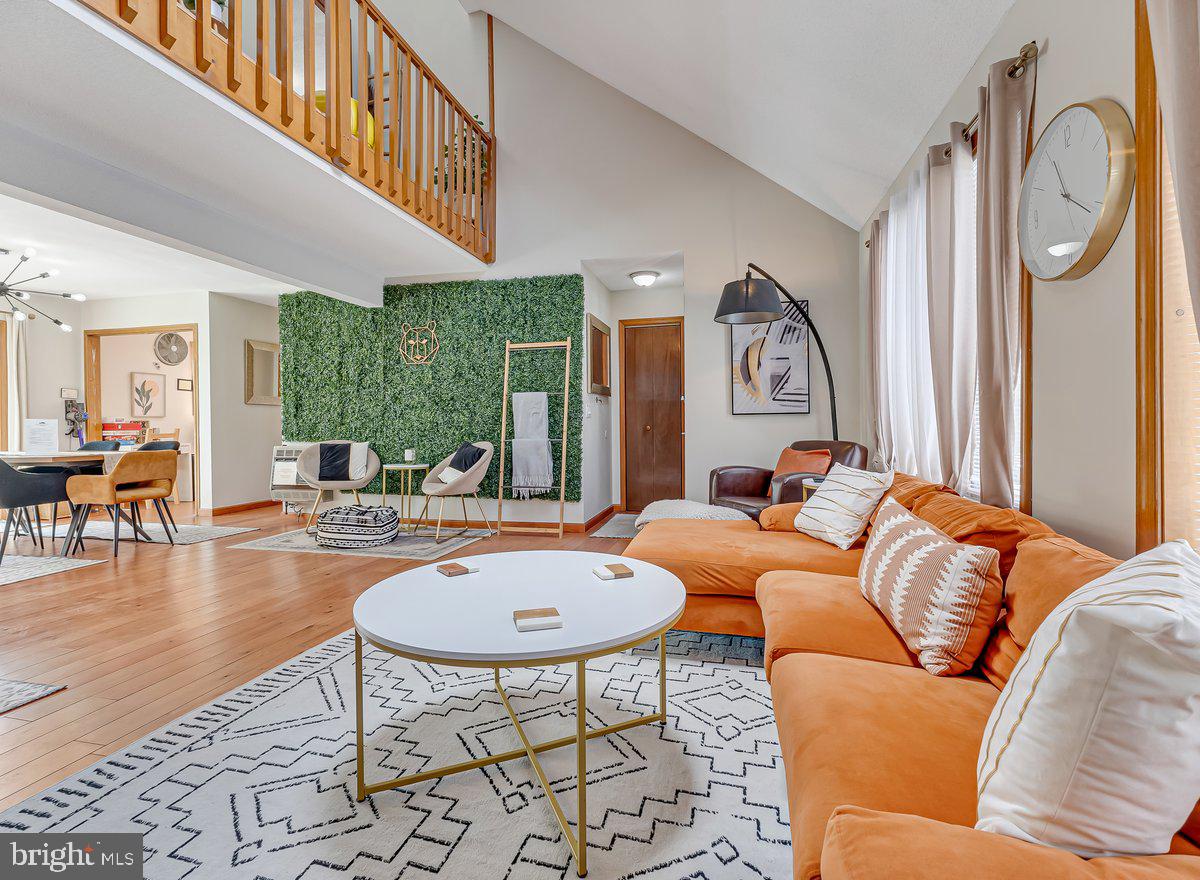 POCONO COUNTRY PLACE - Residential