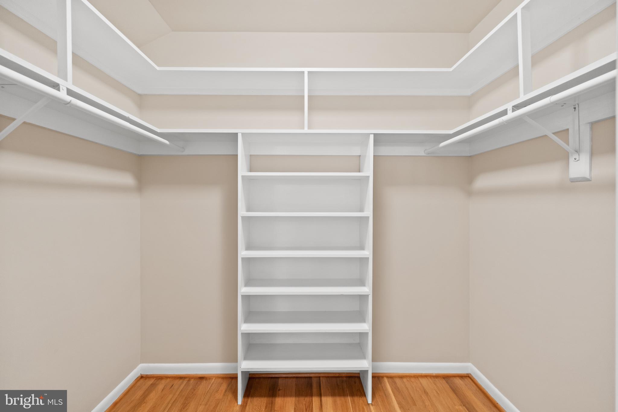 FAIRVIEW ESTATES - Residential