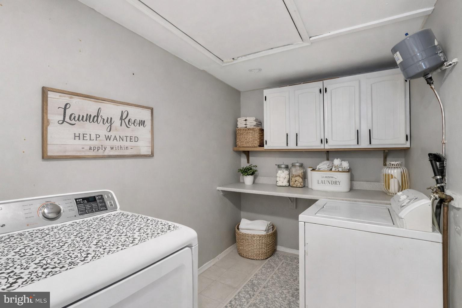 MAGNOLIA HILL - Residential