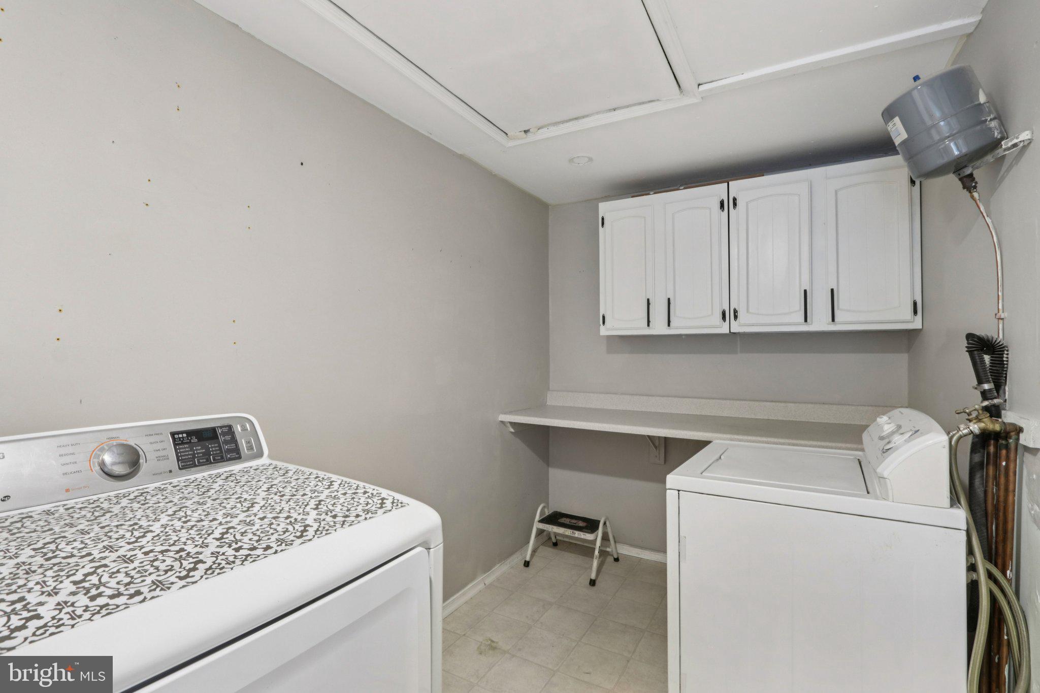 MAGNOLIA HILL - Residential