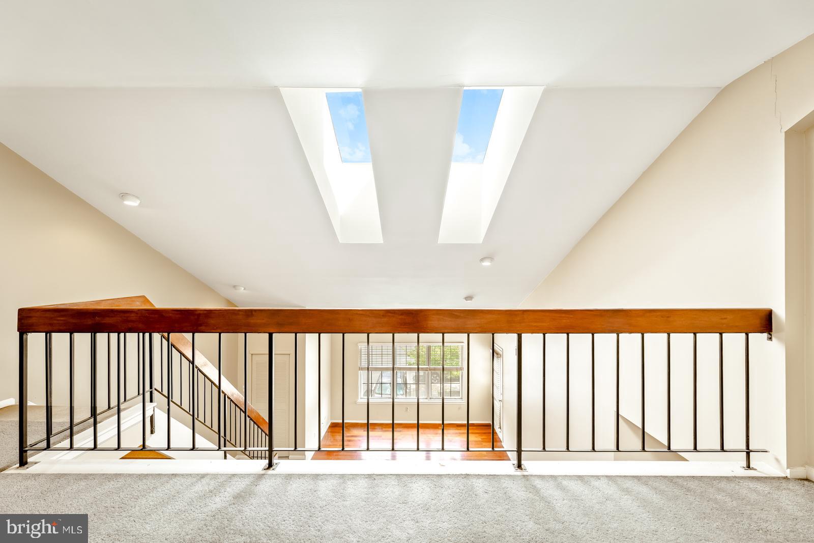 VALLEY GLEN - Residential