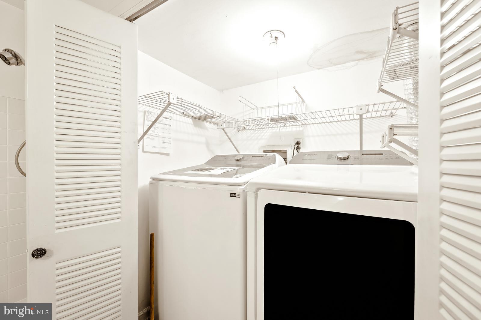 VALLEY GLEN - Residential