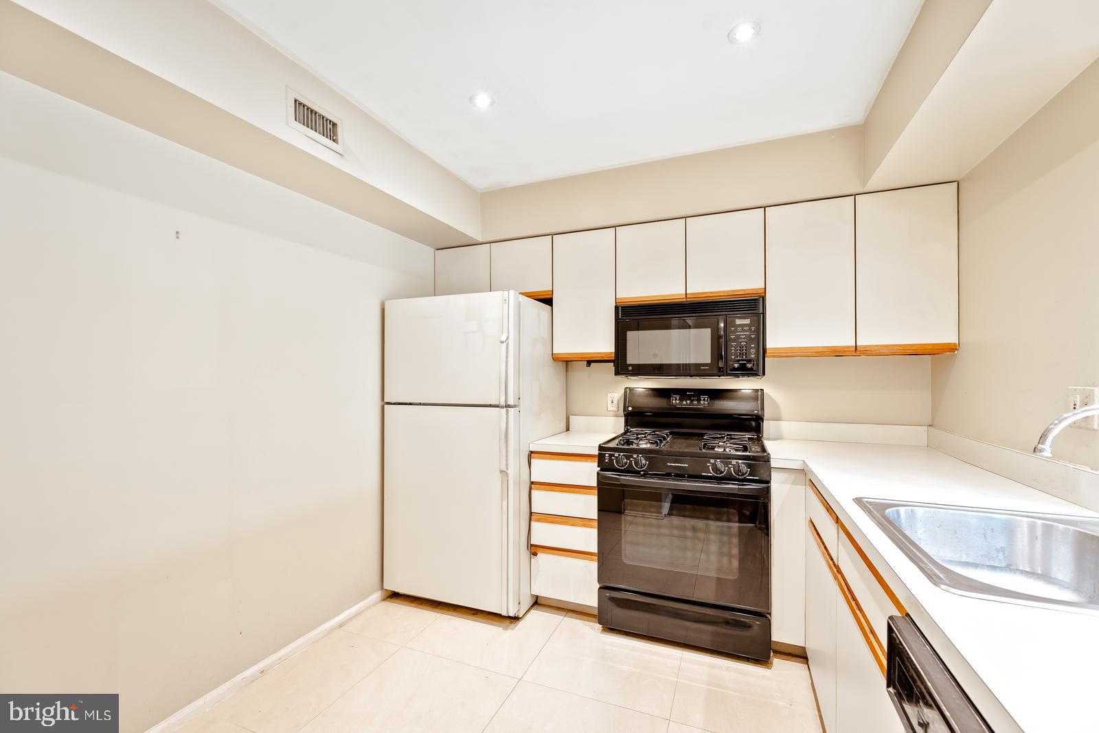 VALLEY GLEN - Residential