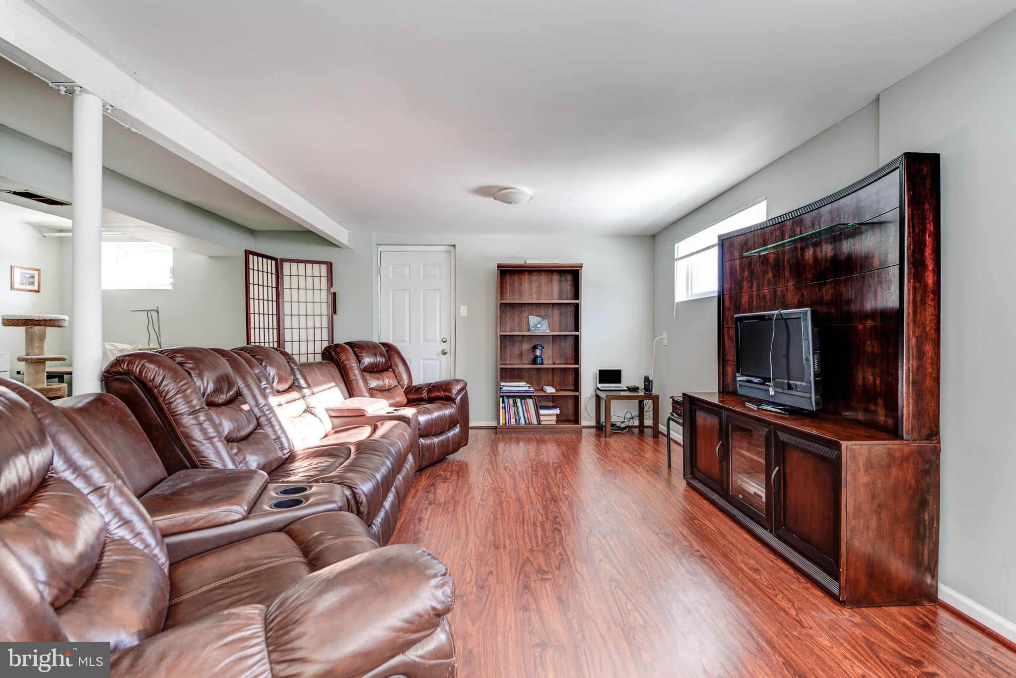 KINGS PARK - Residential Lease