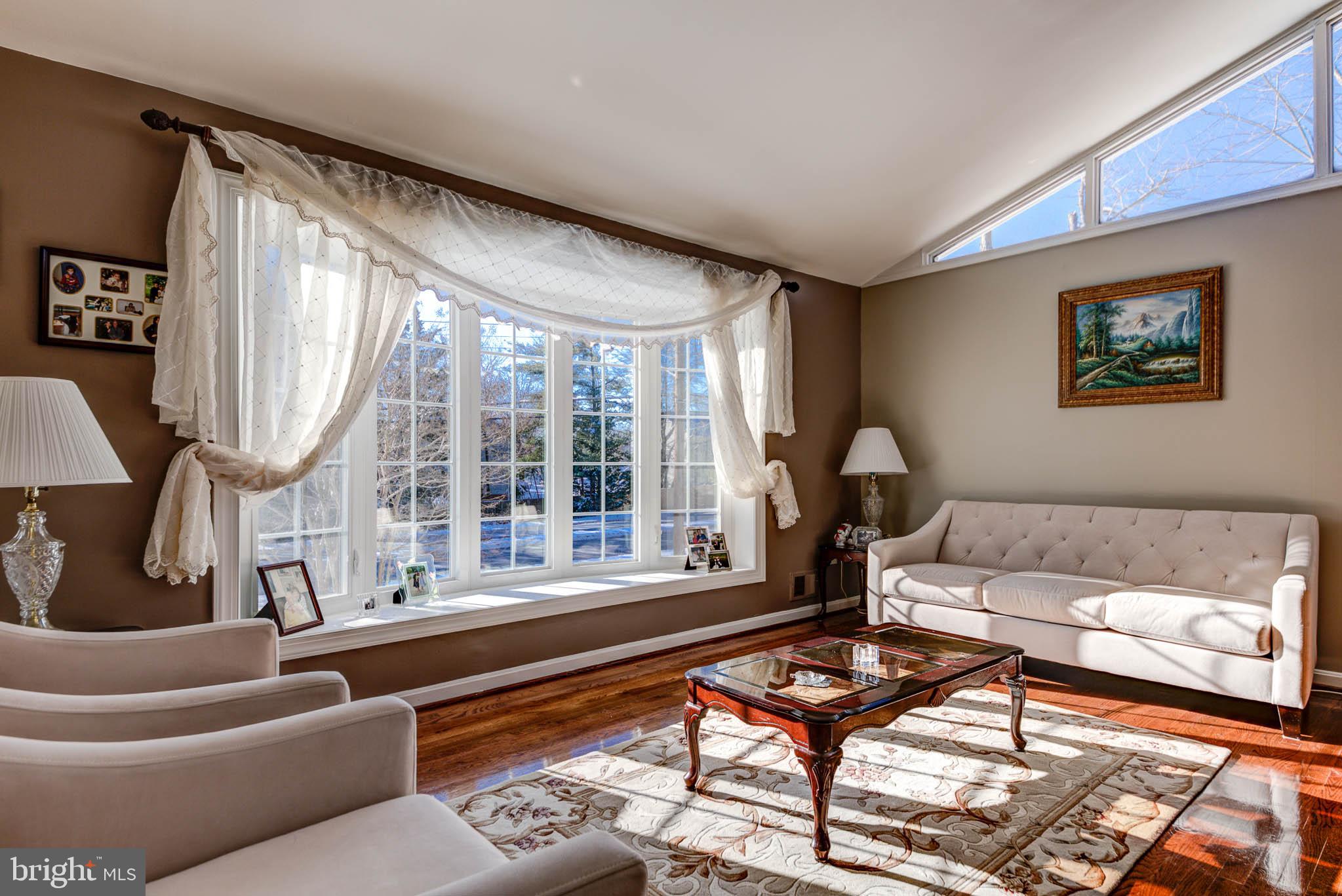 KINGS PARK - Residential Lease