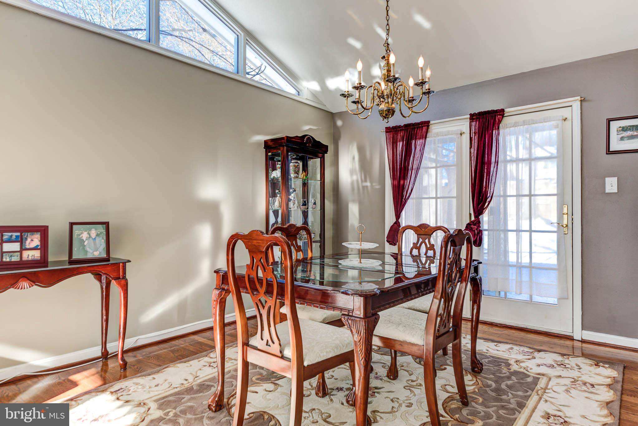 KINGS PARK - Residential Lease