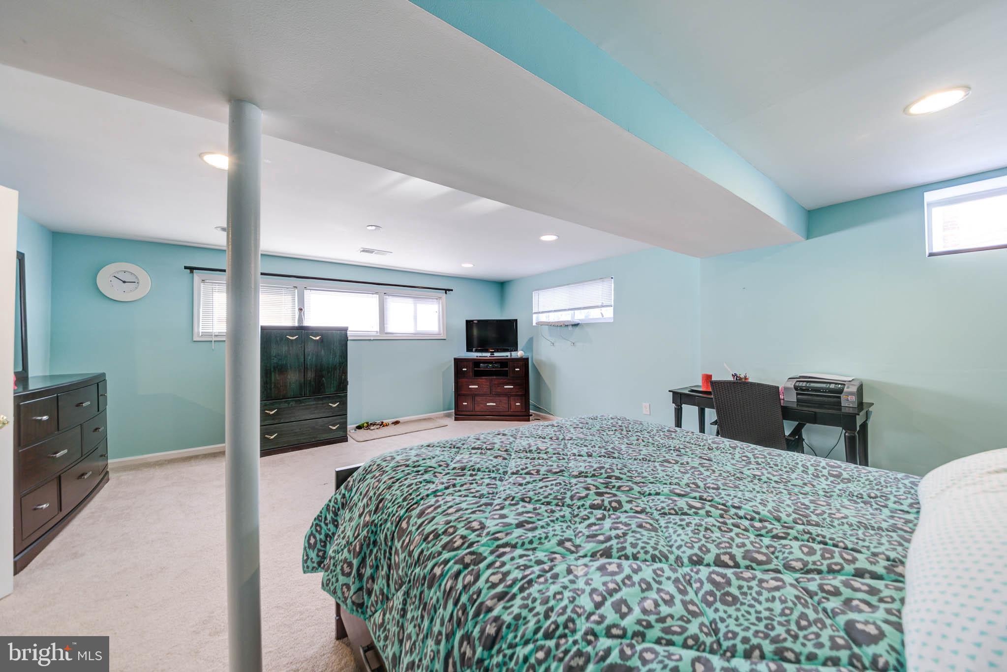 KINGS PARK - Residential Lease