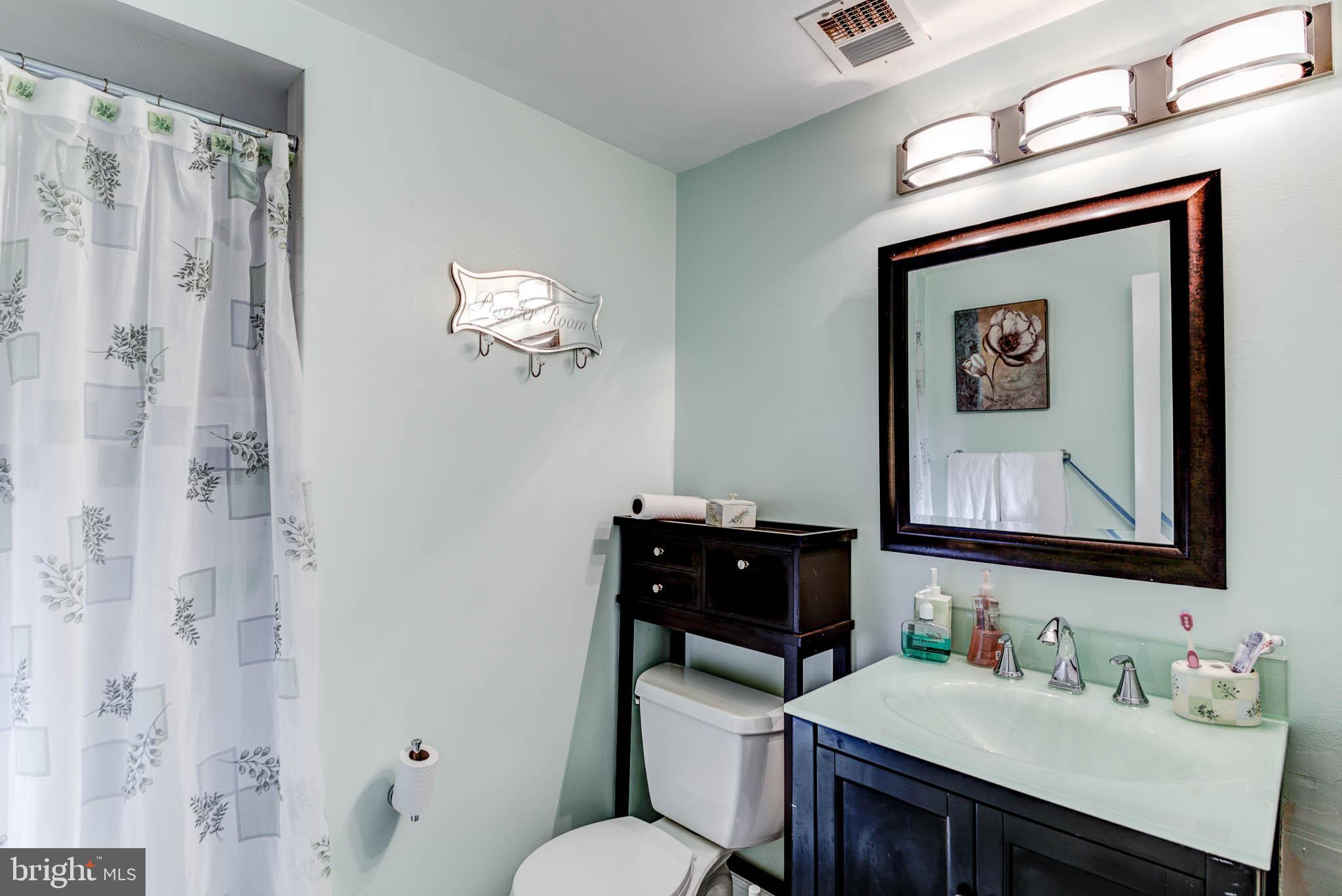 KINGS PARK - Residential Lease