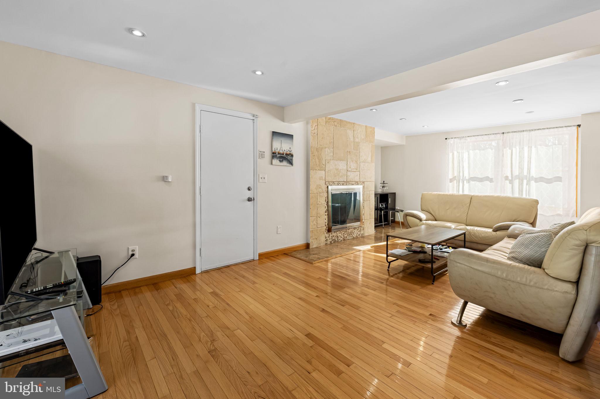 WORTHINGTON VALLEY ESTATES - Residential