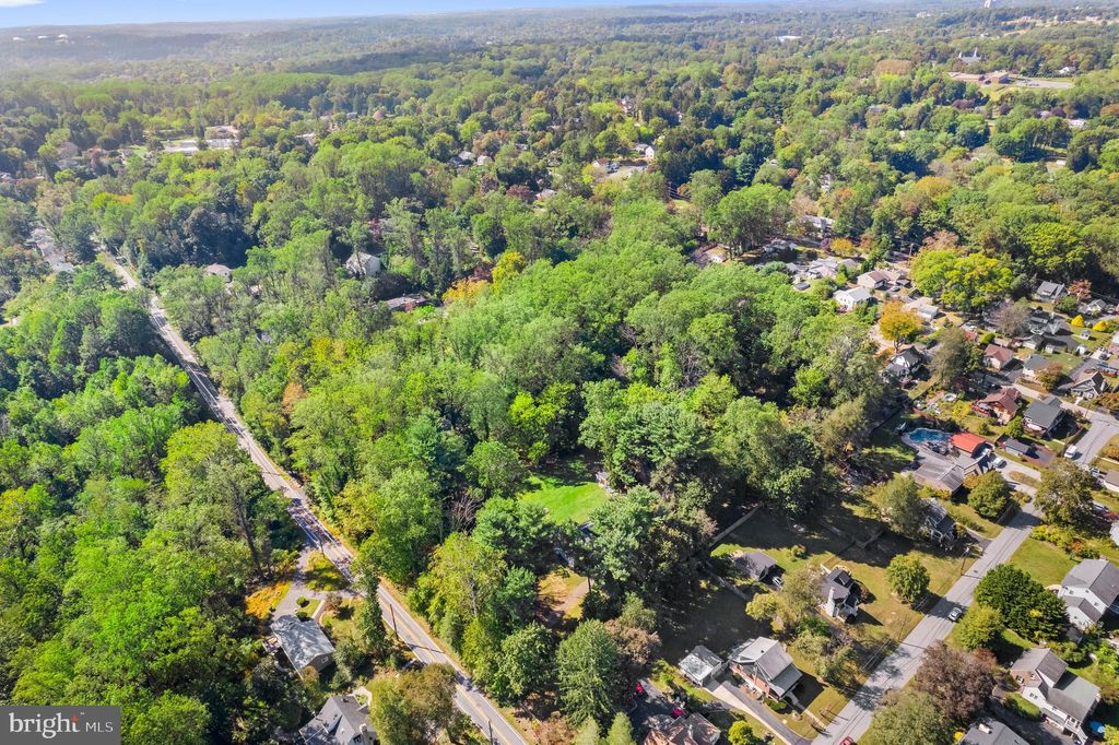 Photo of 219 Fox Road, MEDIA, PA 19063 (MLS # PADE2101628)