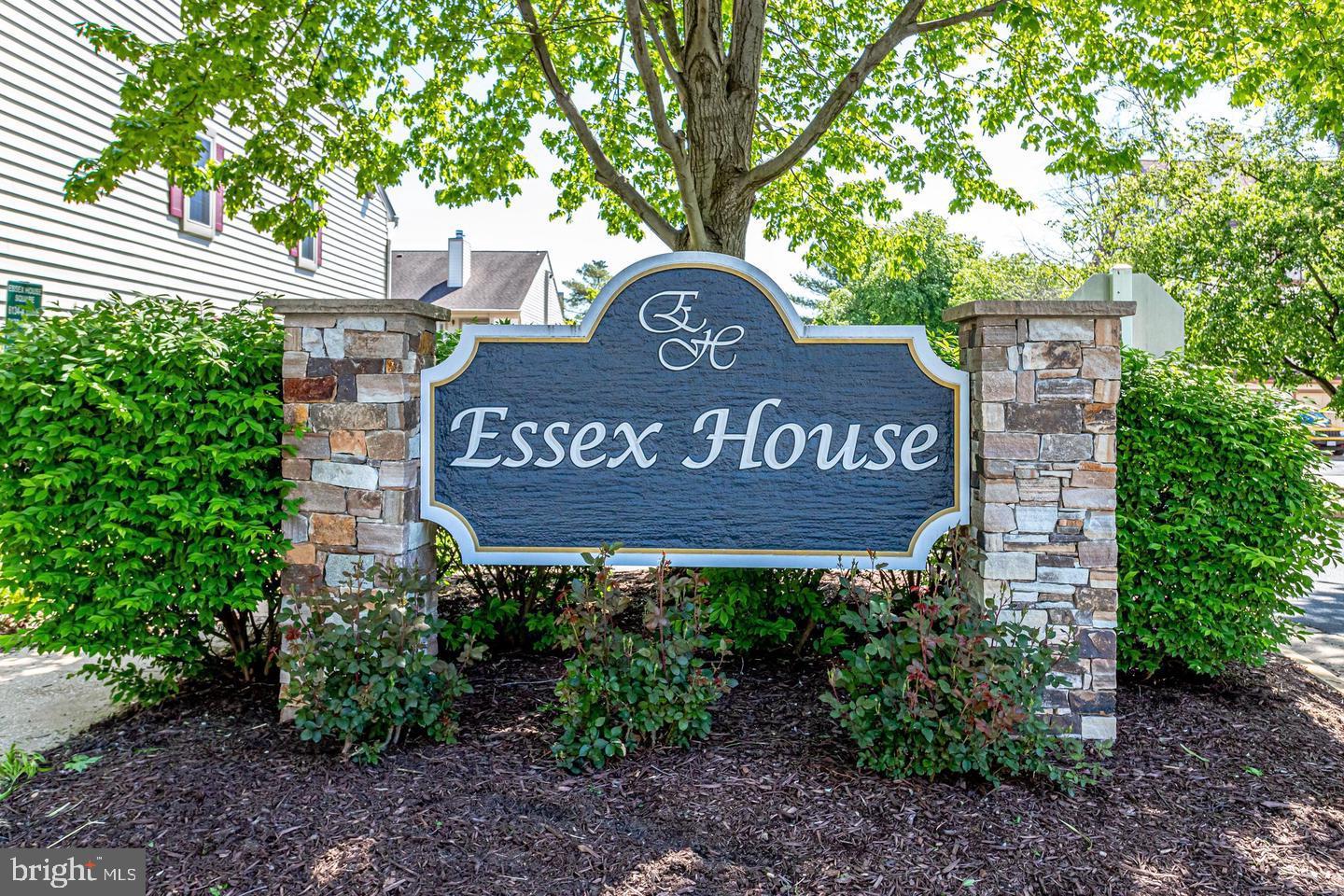 ESSEX HOUSE - Residential