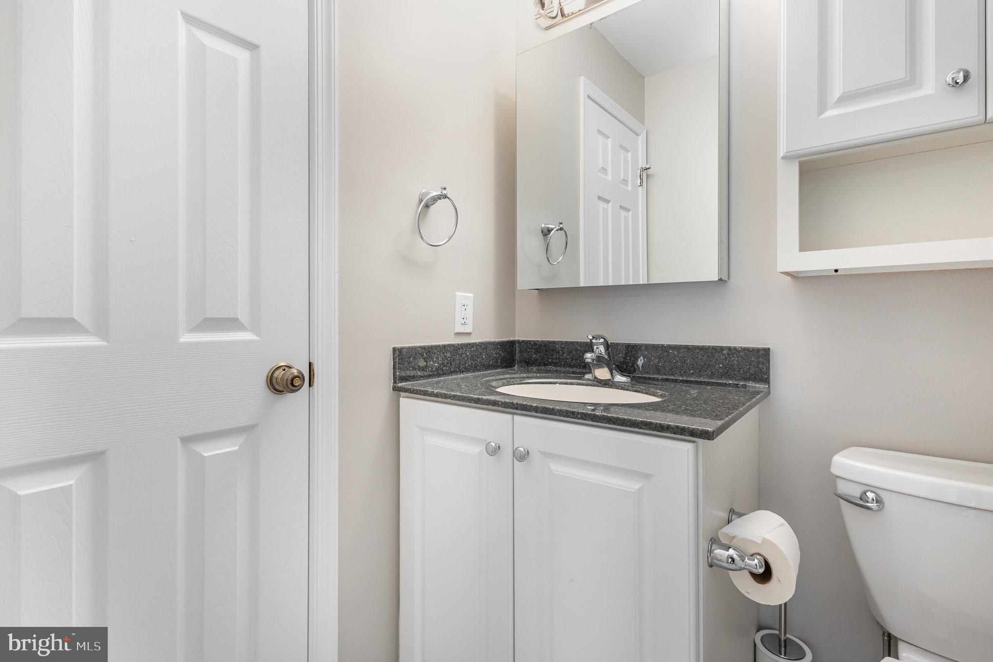 ESSEX HOUSE - Residential