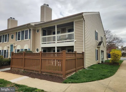 6082 Essex House Square Unit A, Alexandria, VA MLS: VAFX2233546