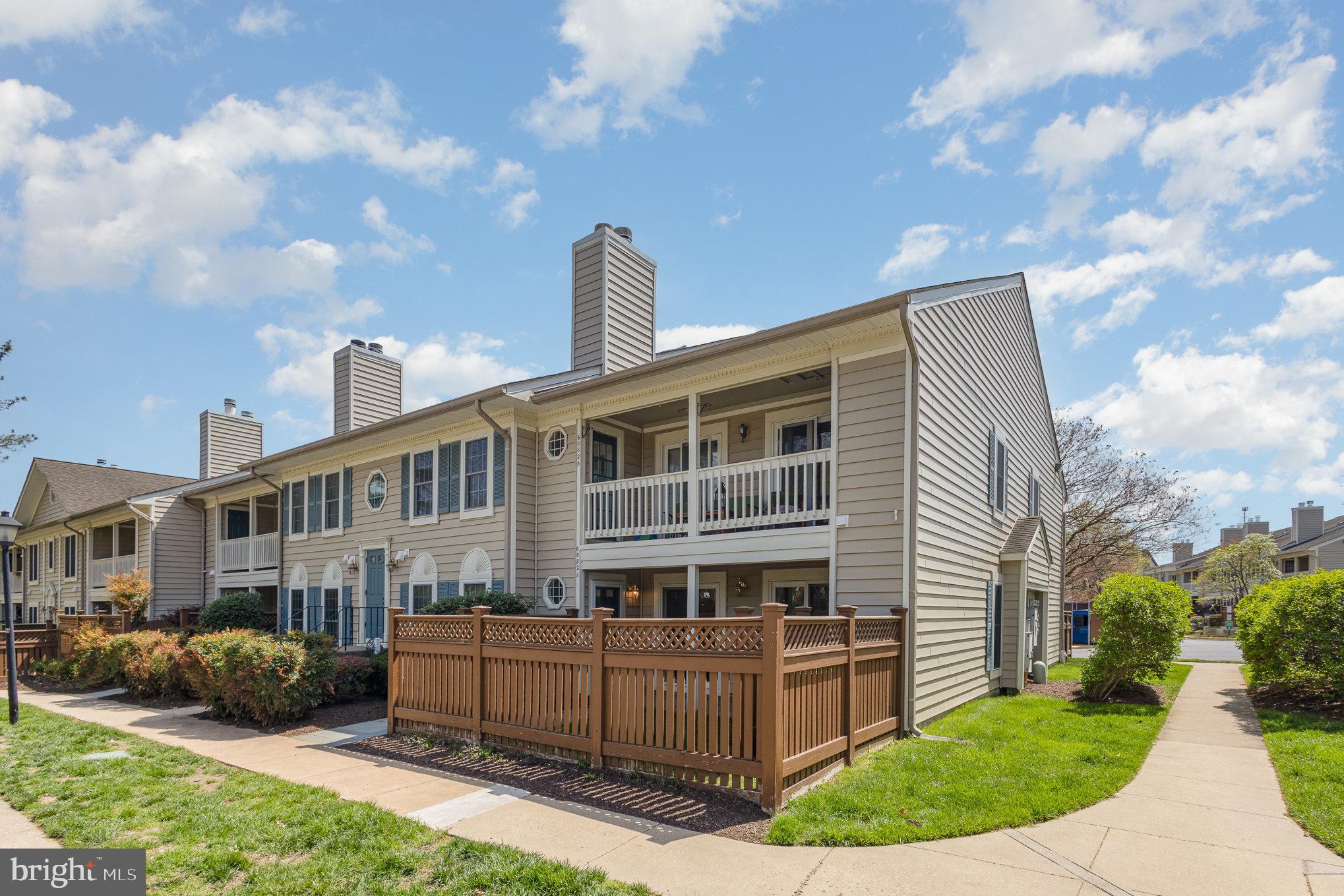 ESSEX HOUSE - Residential