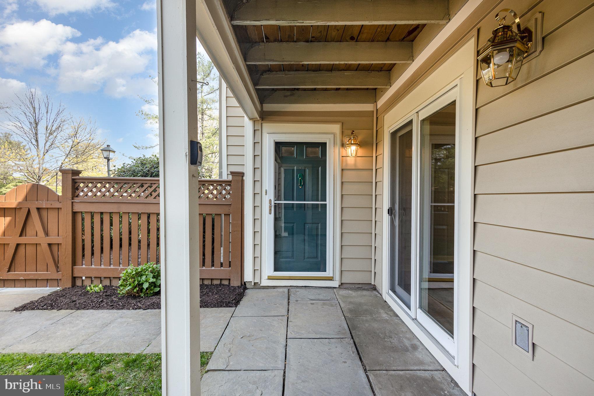 ESSEX HOUSE - Residential