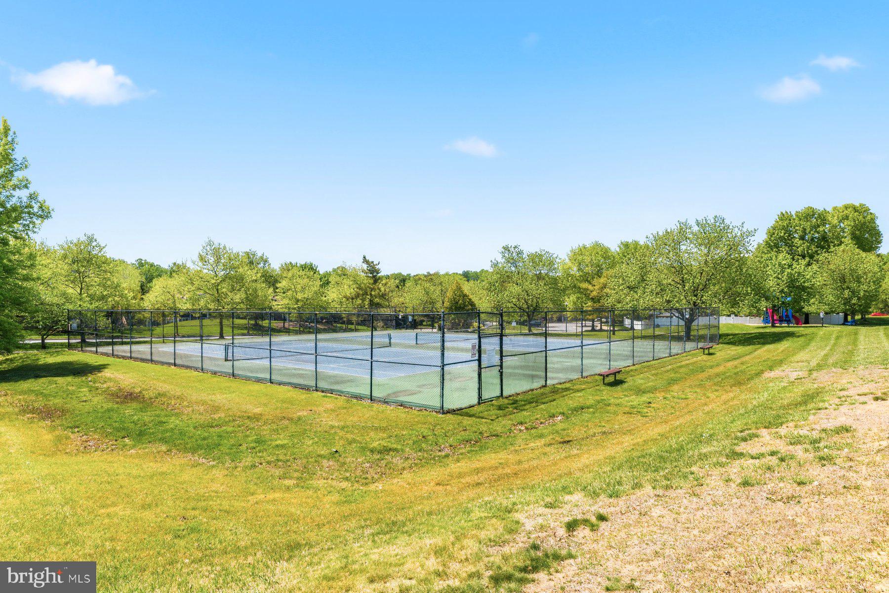 WOODLAND VILLAGE - Residential