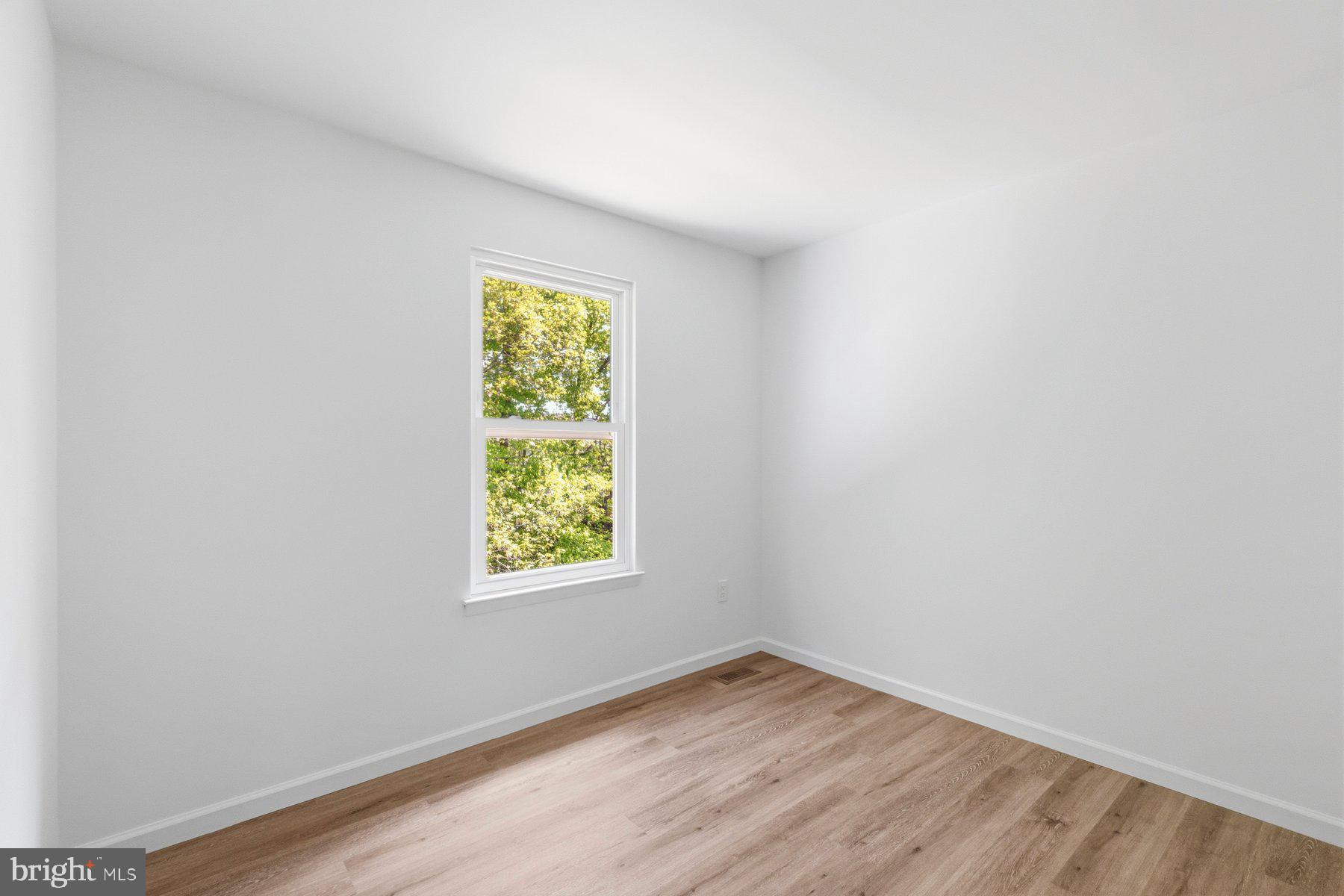 WOODLAND VILLAGE - Residential