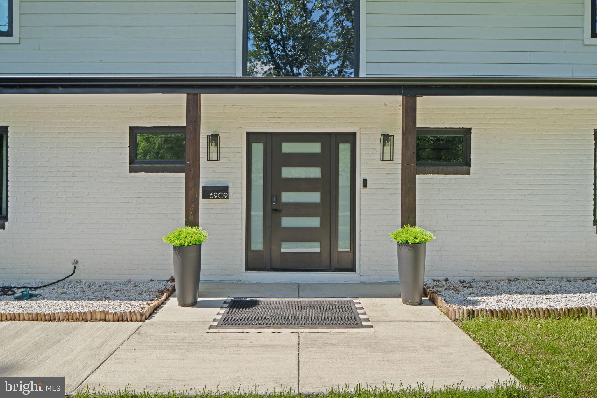 HILLBROOK - Residential Lease