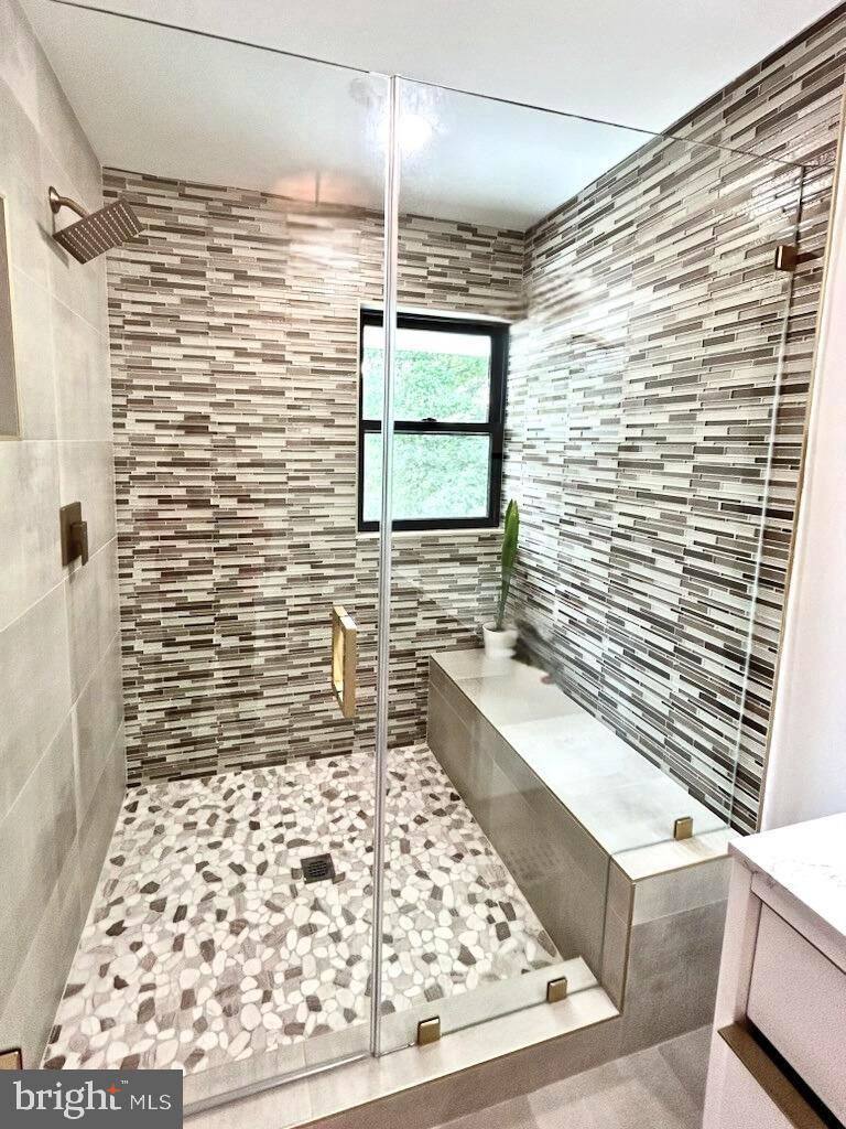 HILLBROOK - Residential Lease