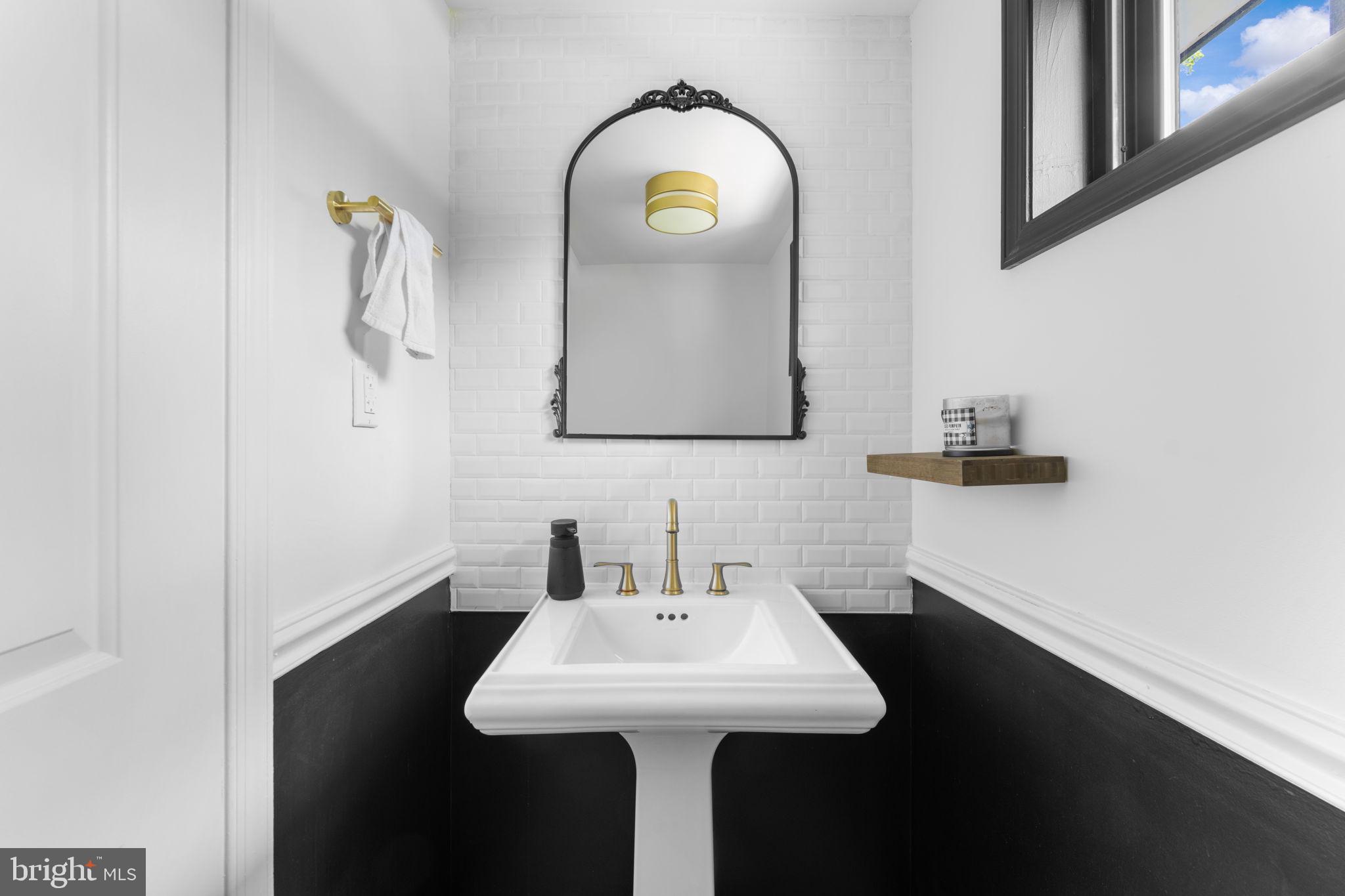 HILLBROOK - Residential Lease