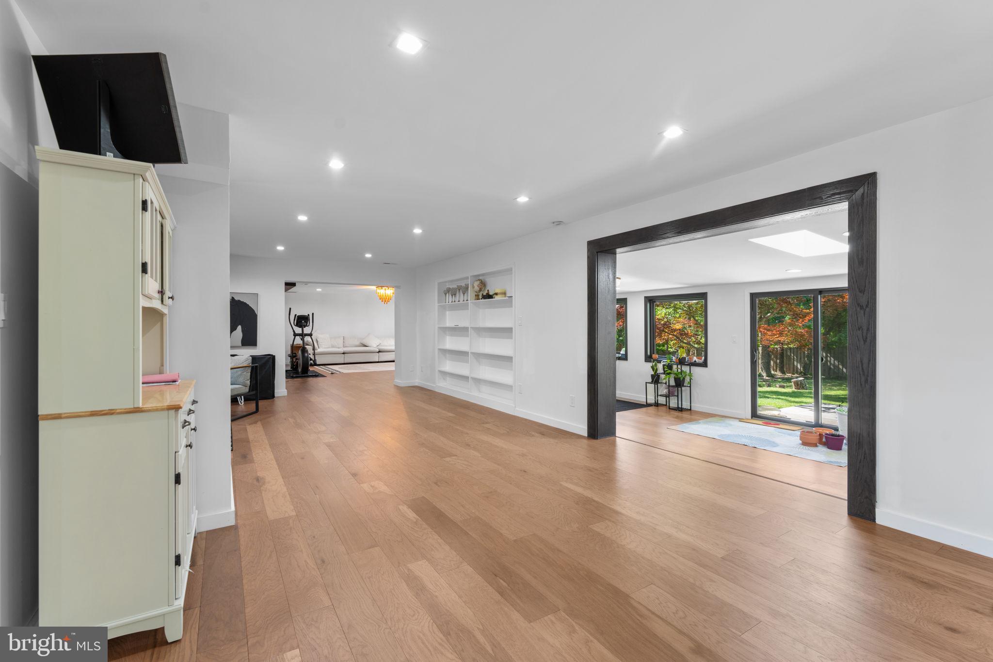 HILLBROOK - Residential Lease