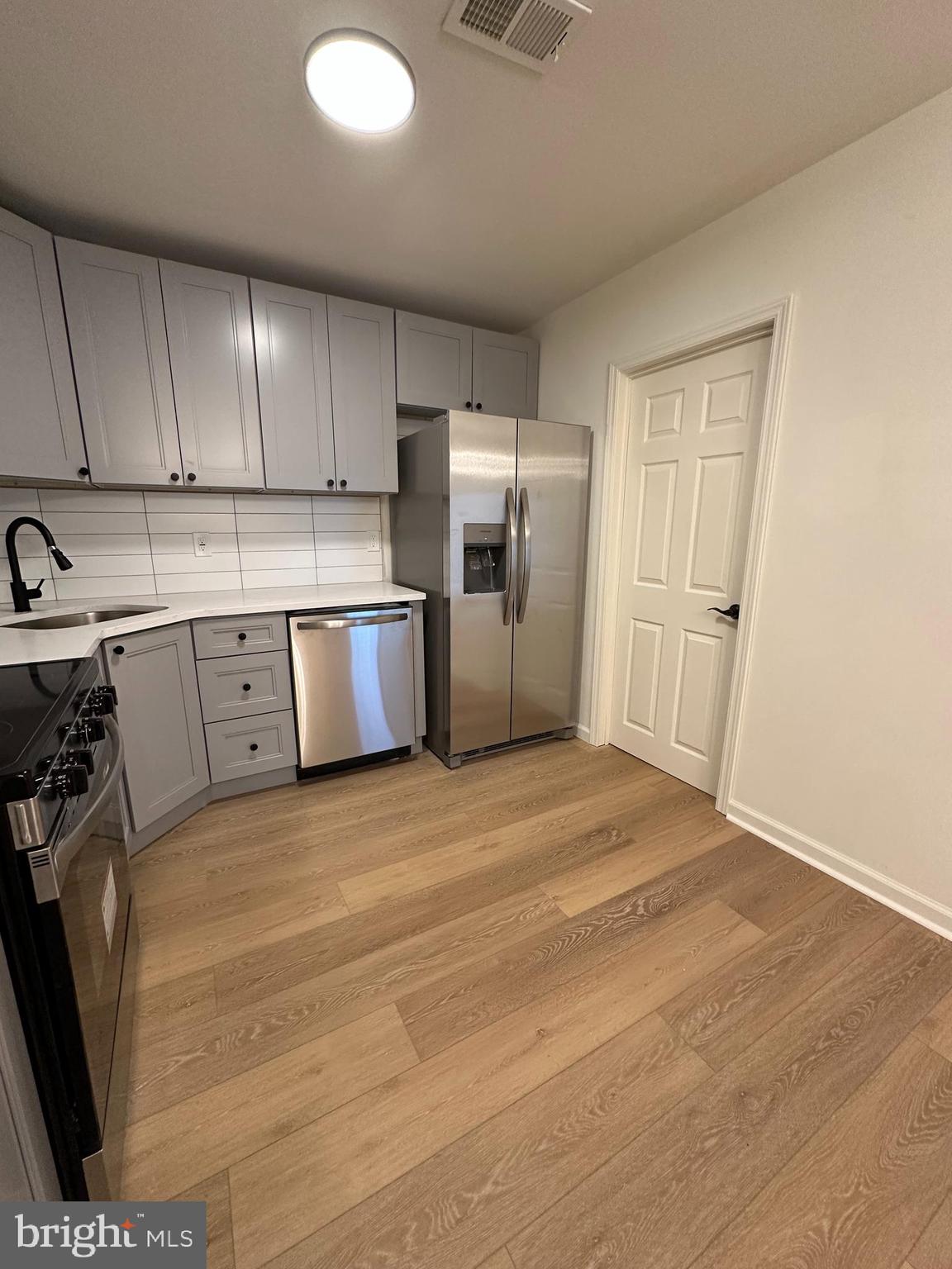 98 RED CEDAR COURT B