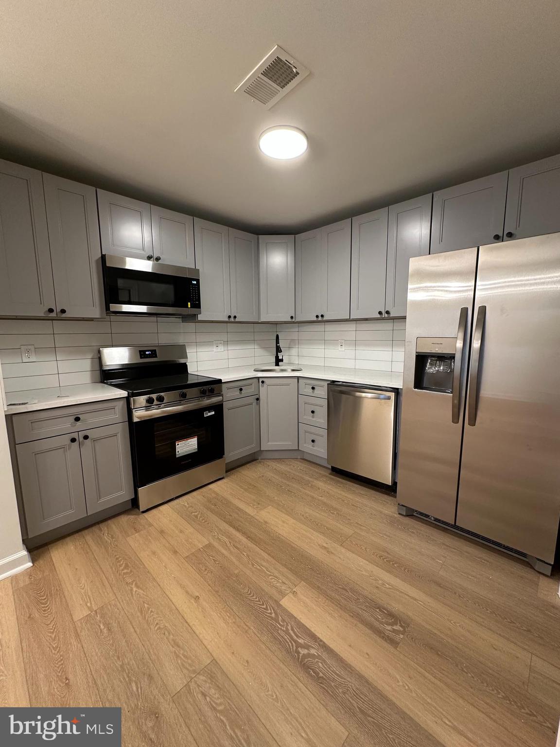 98 RED CEDAR COURT B