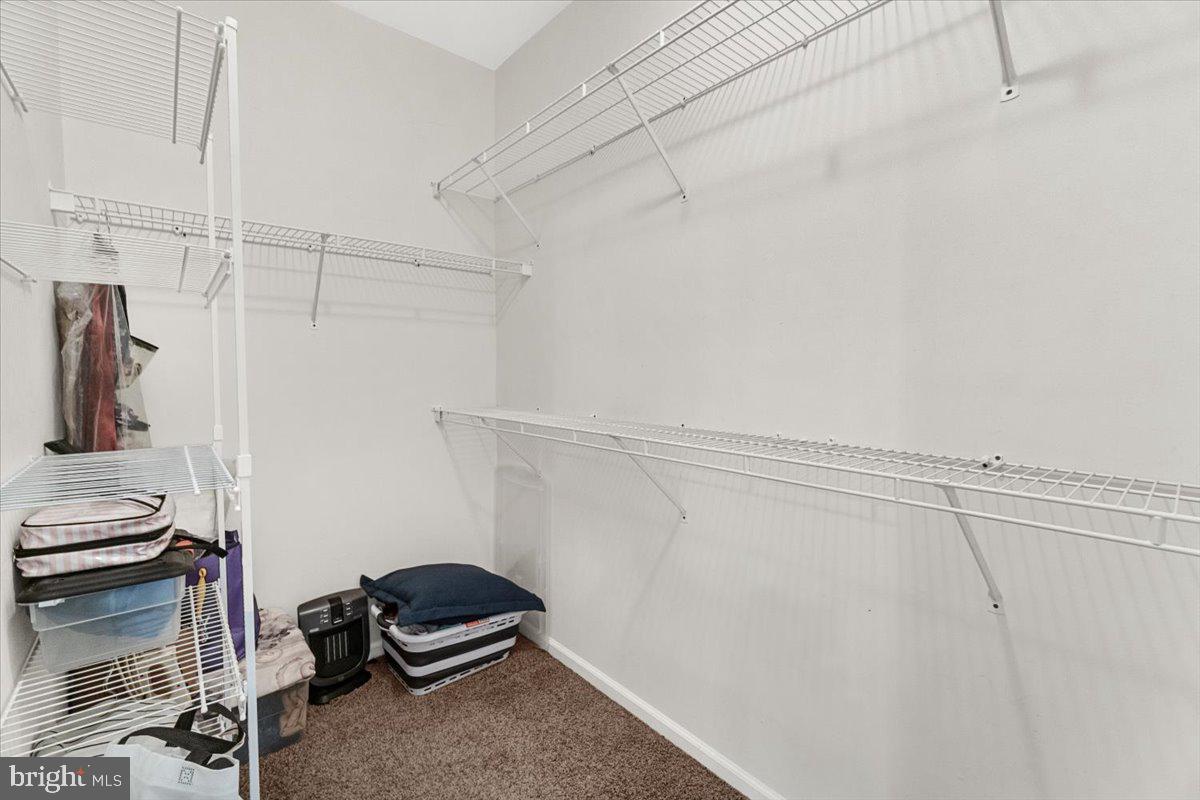 TUSCARORA KNOLLS - Residential