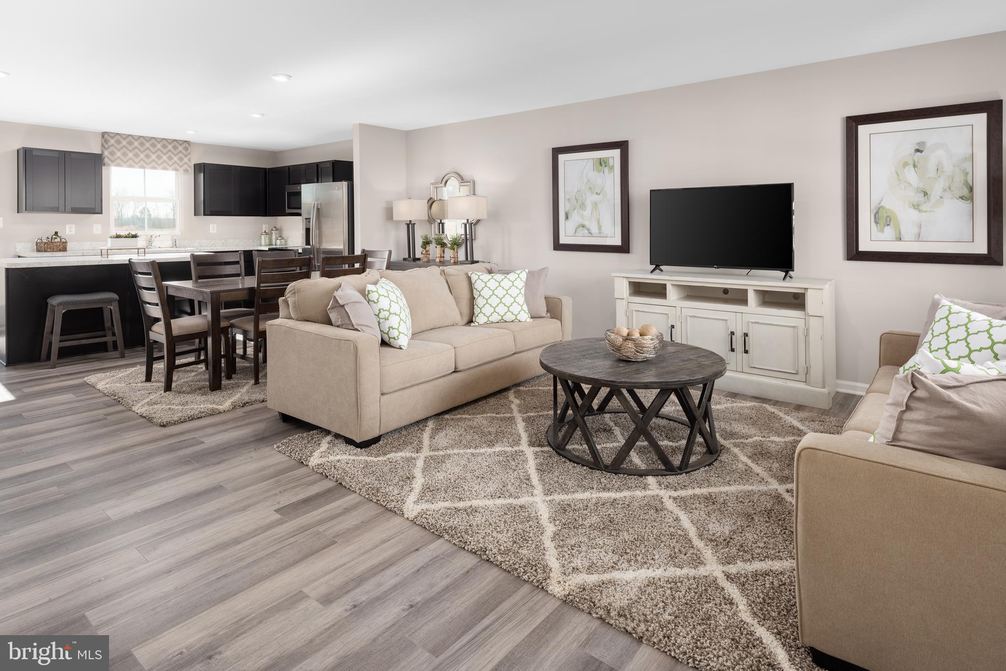 CARDINAL POINTE - Residential