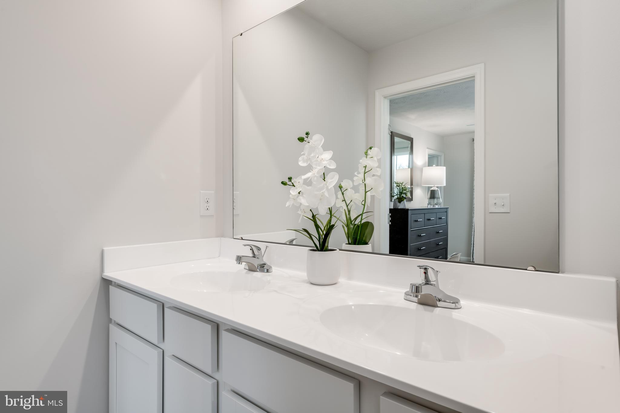 CARDINAL POINTE - Residential