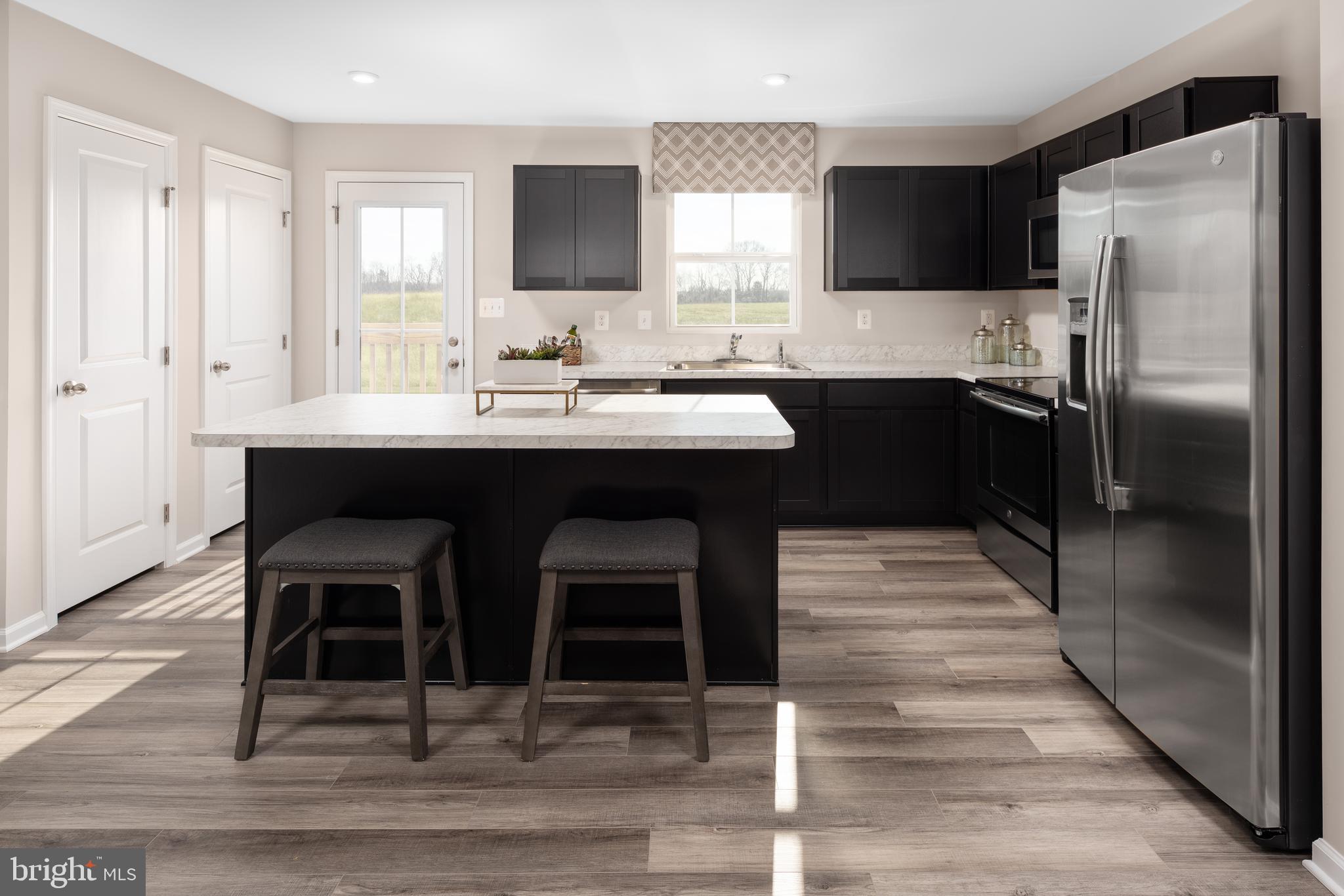 CARDINAL POINTE - Residential