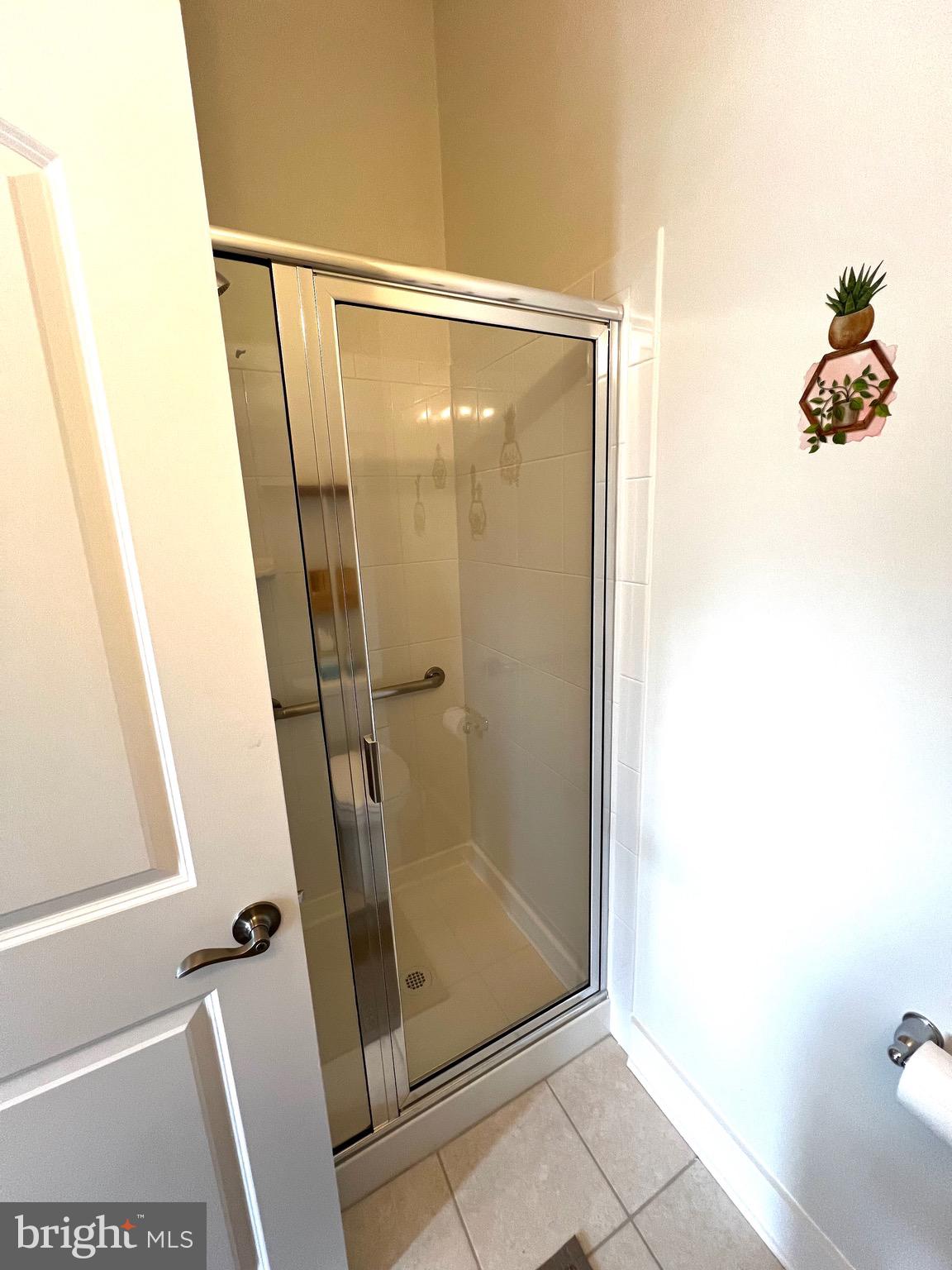 SNADER'S SUMMIT - Residential Lease