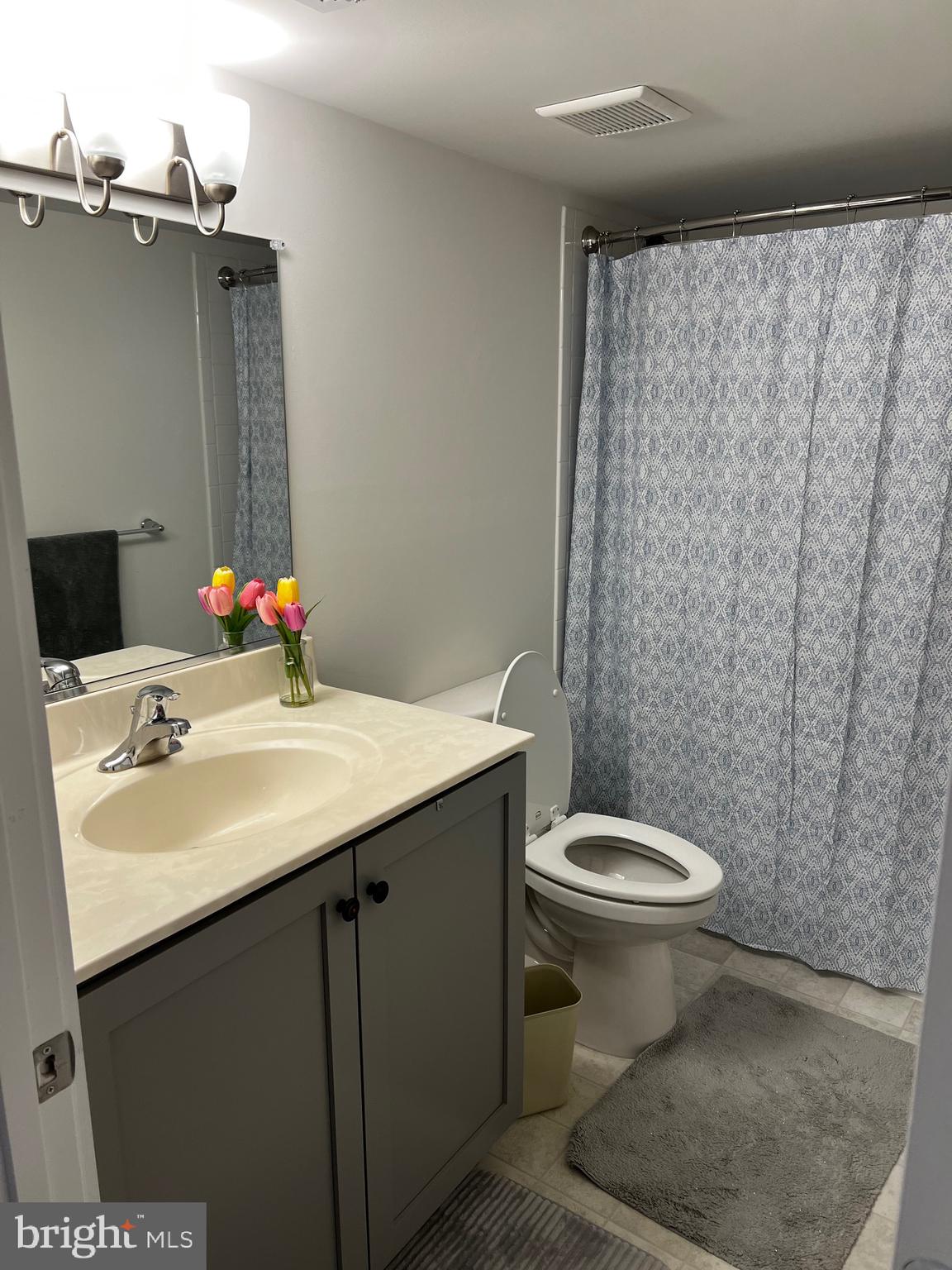 SNADER'S SUMMIT - Residential Lease