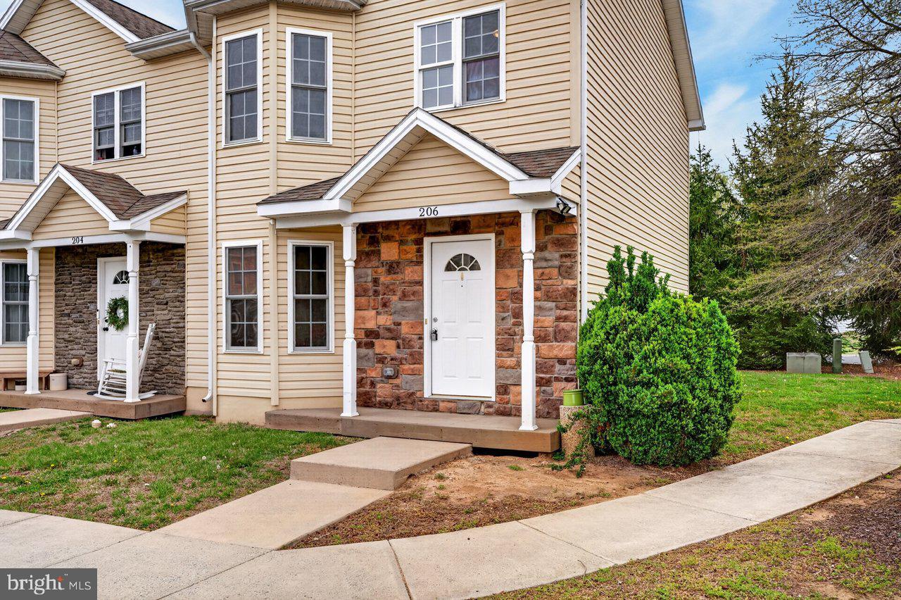 WILLOW OAKS - Residential