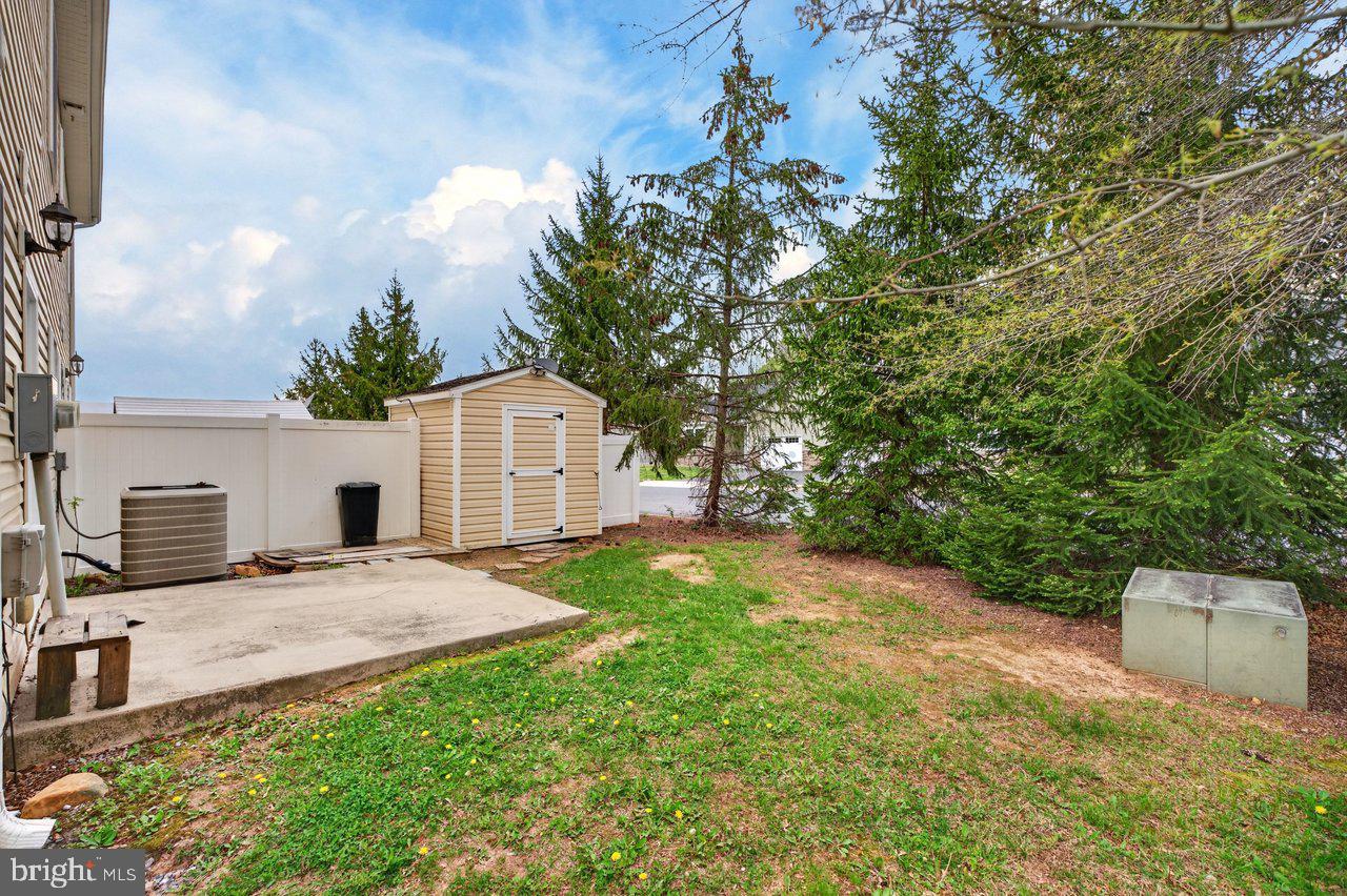 WILLOW OAKS - Residential