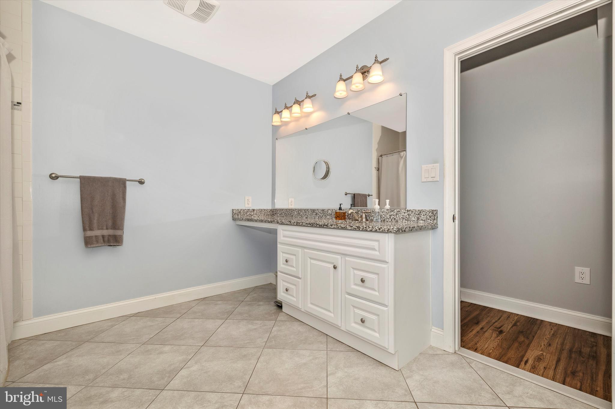 CHAPEL MEADOWS - Residential