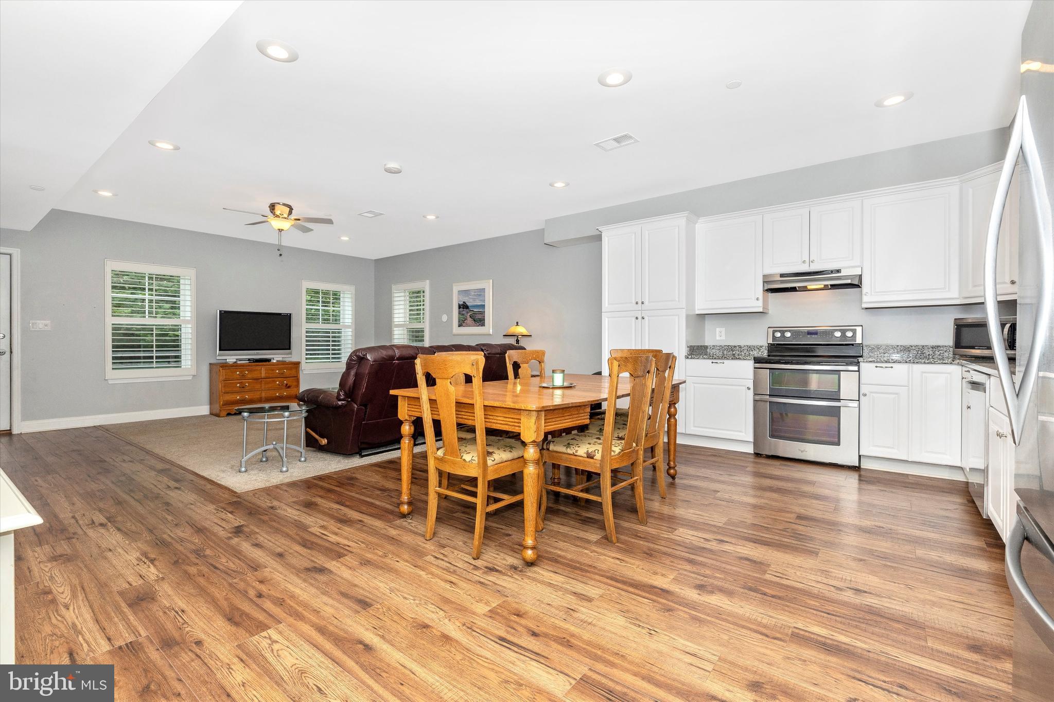 CHAPEL MEADOWS - Residential