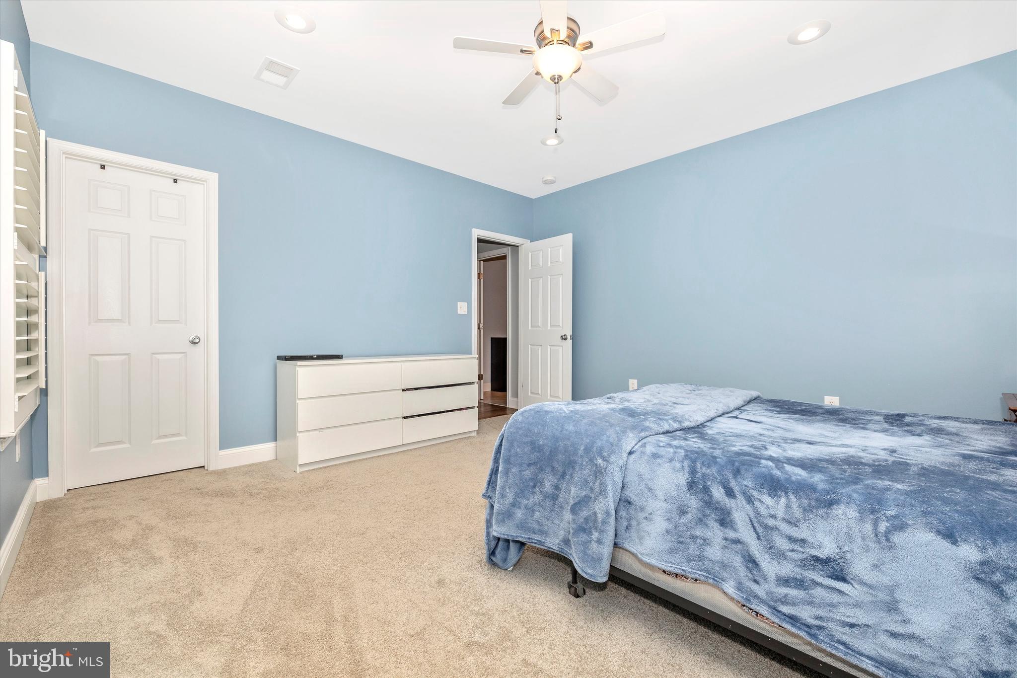 CHAPEL MEADOWS - Residential