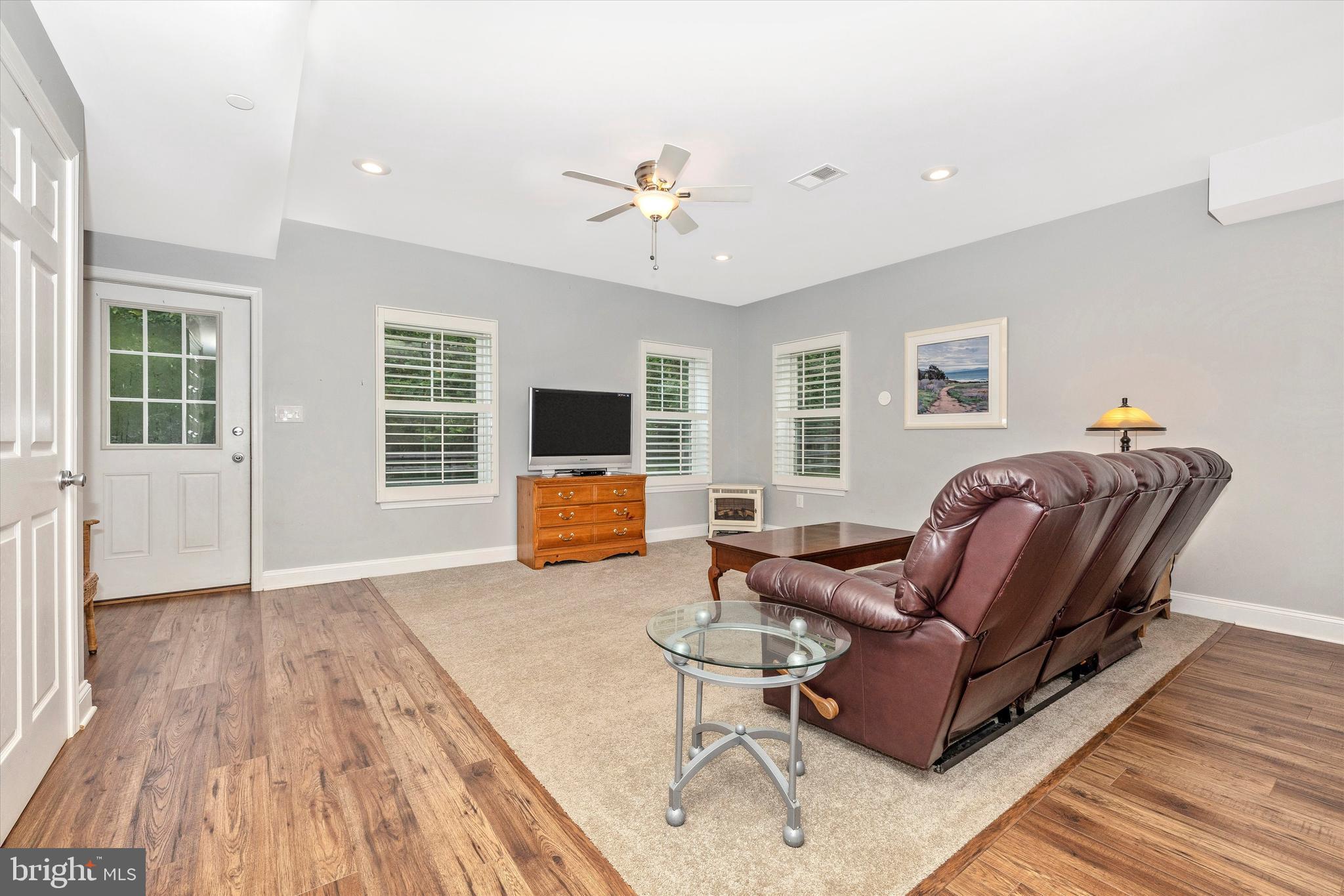 CHAPEL MEADOWS - Residential