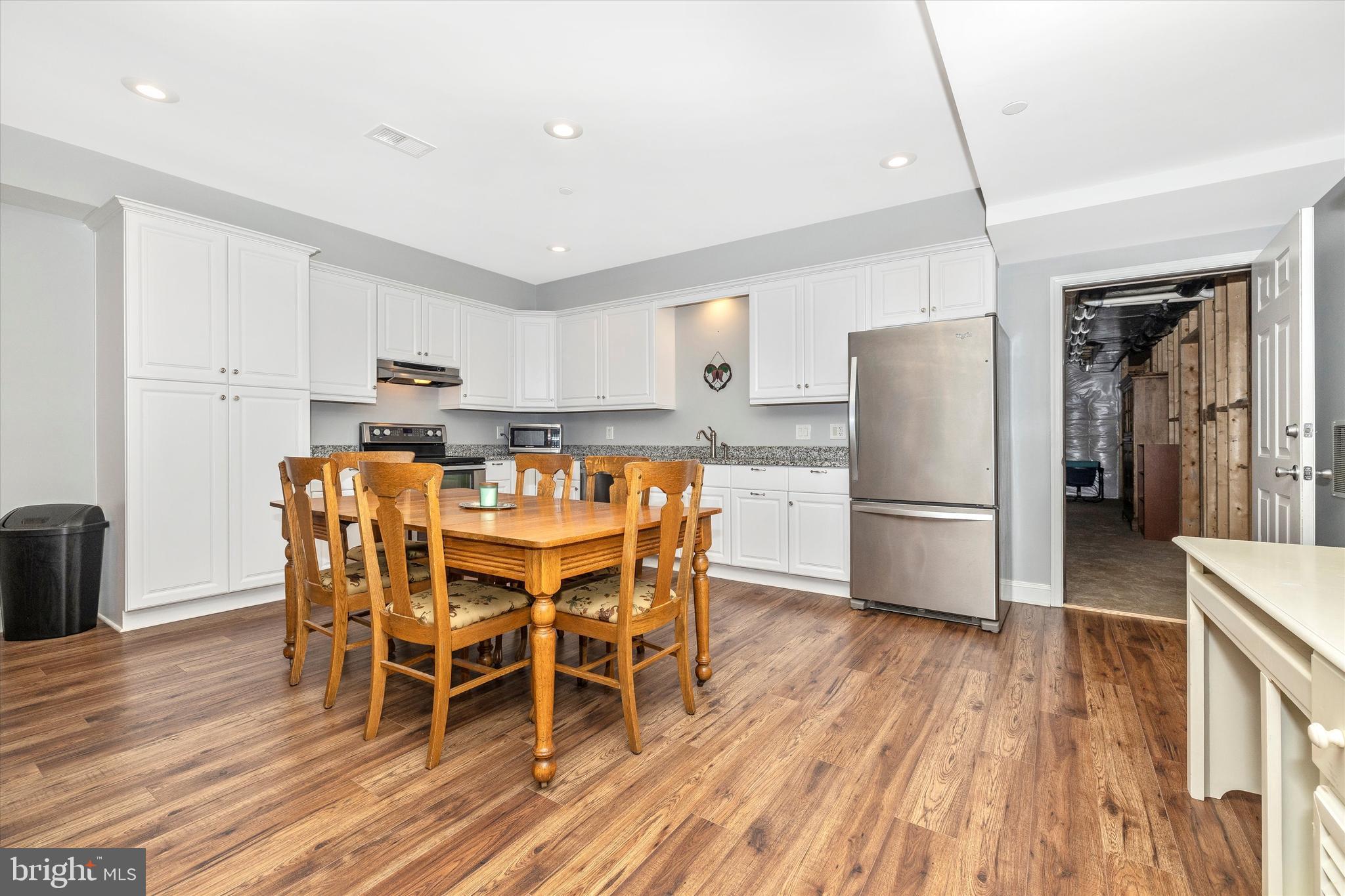 CHAPEL MEADOWS - Residential