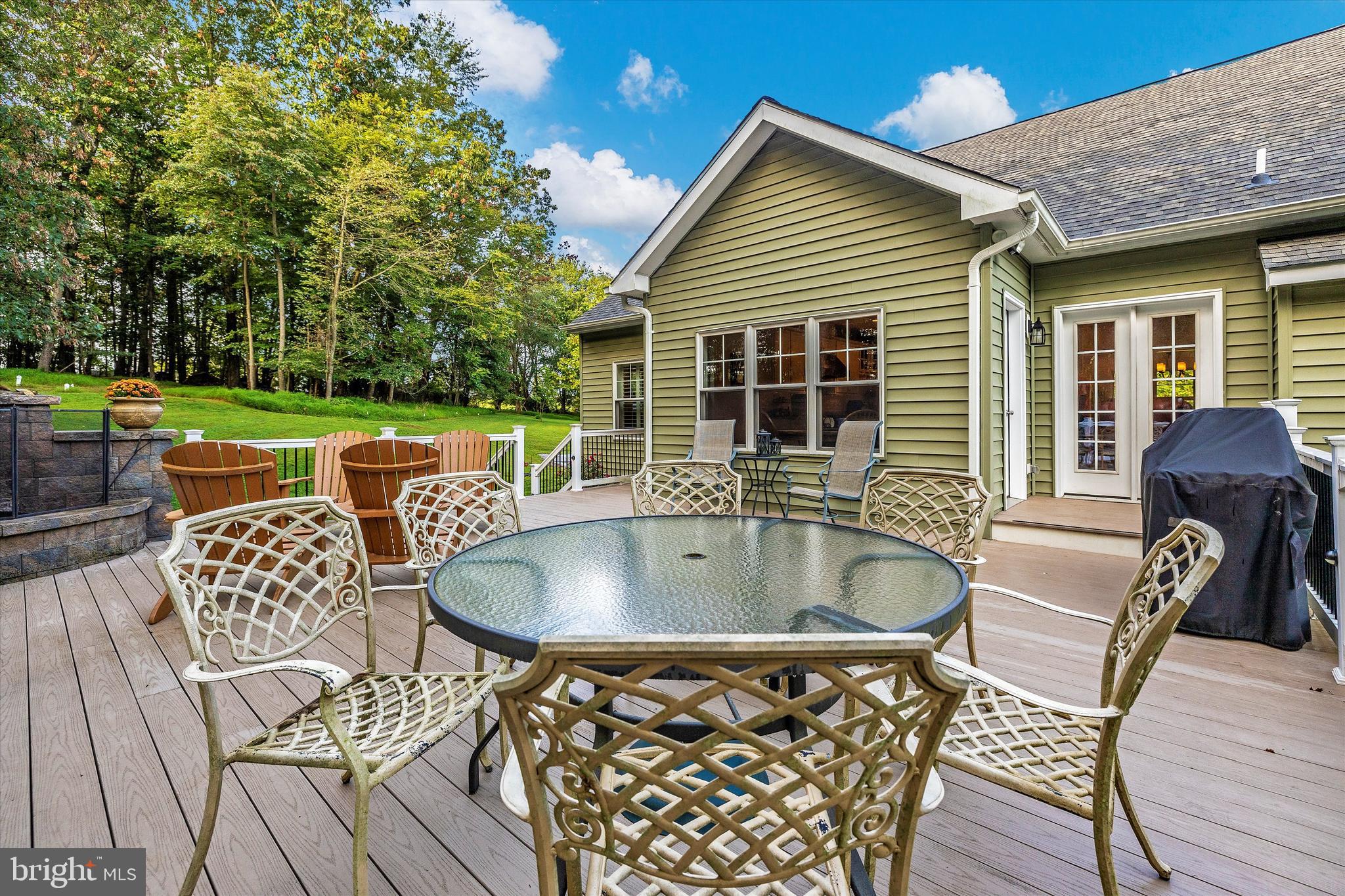 CHAPEL MEADOWS - Residential