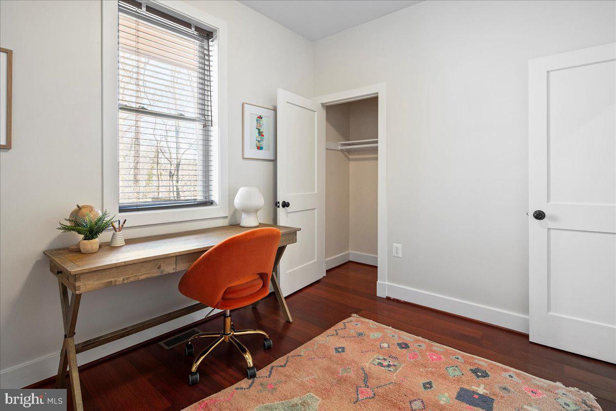 TAKOMA PARK - Residential