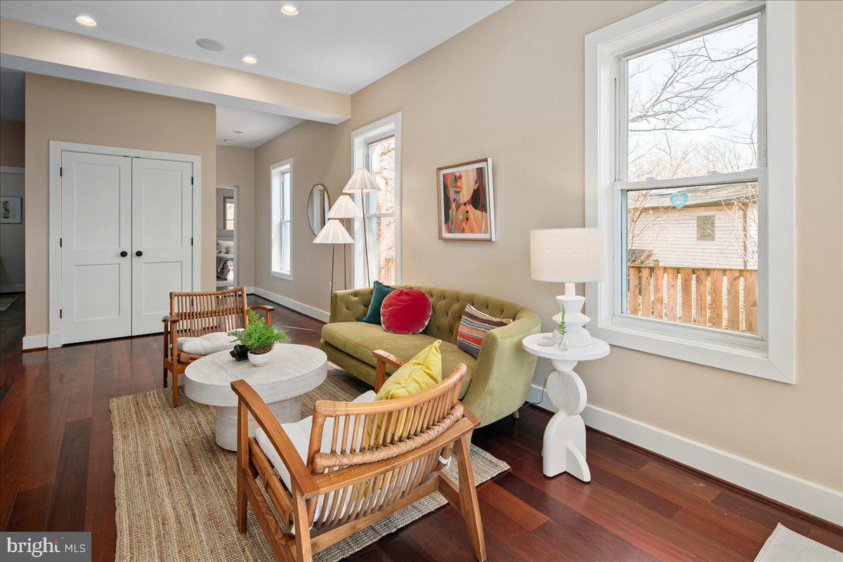 TAKOMA PARK - Residential