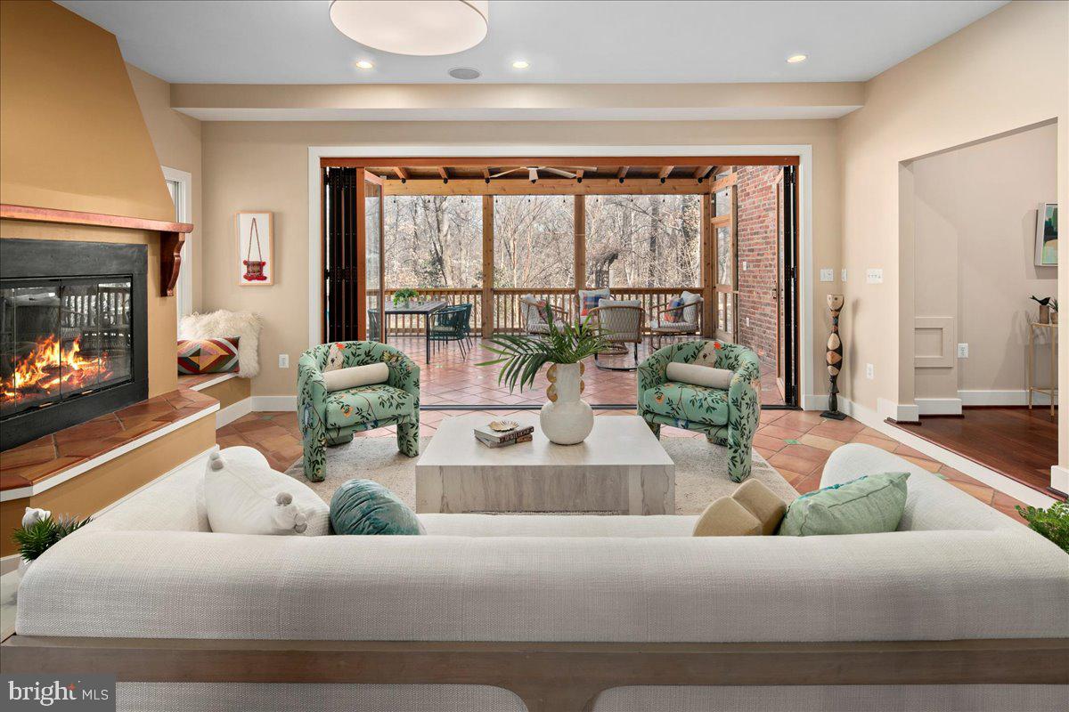 TAKOMA PARK - Residential