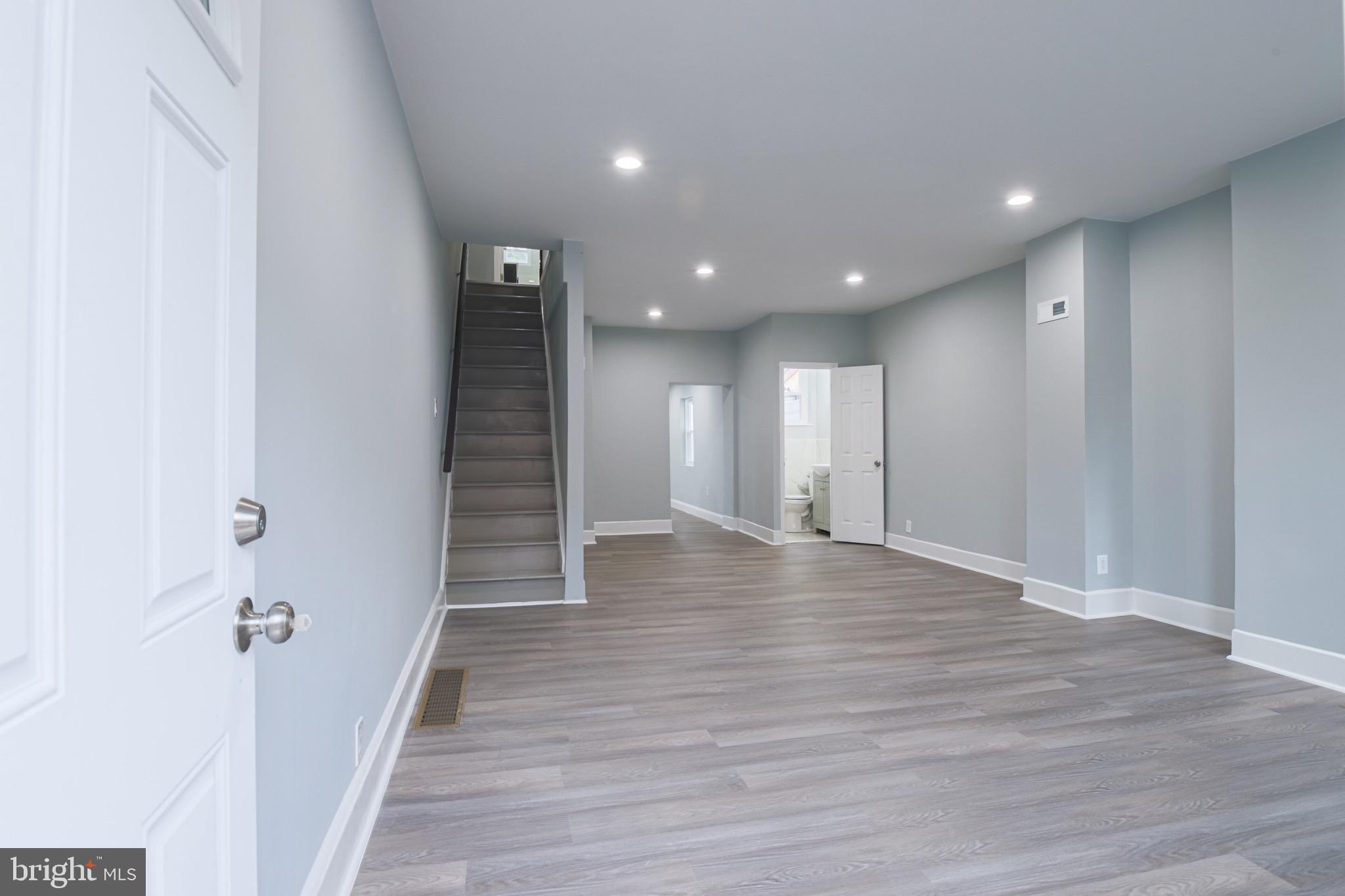 FRANKFORD - Residential