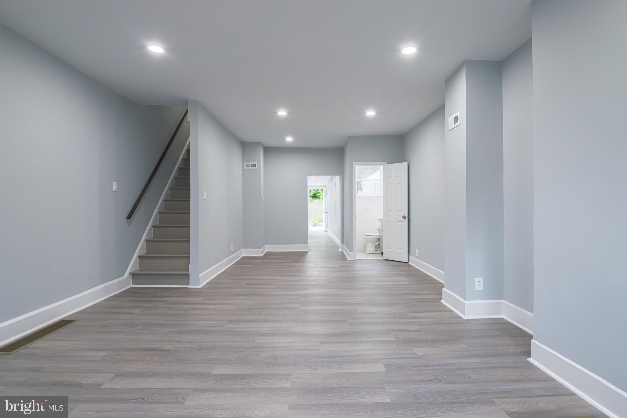 FRANKFORD - Residential