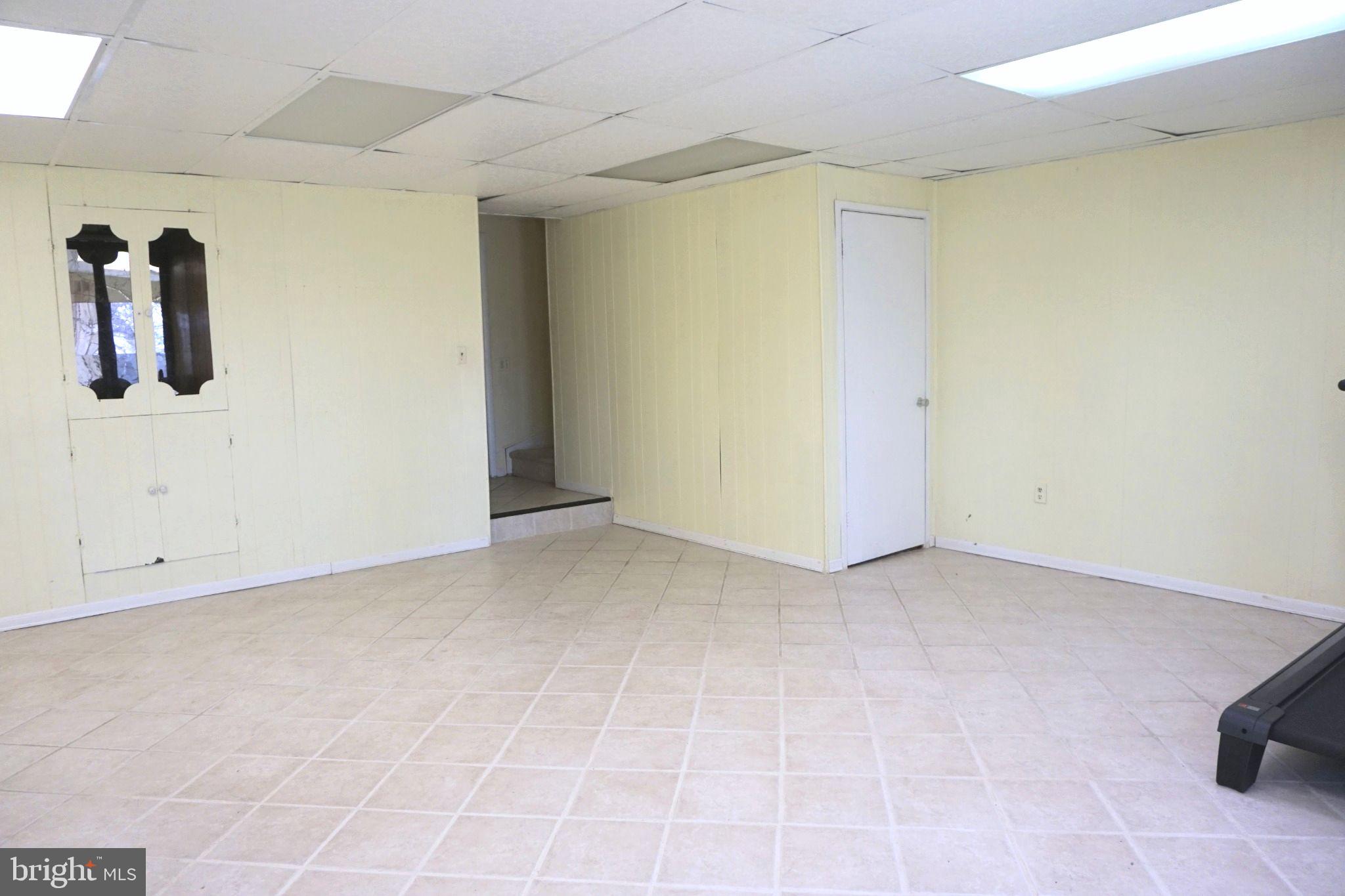 NEW MARK COMMONS - Residential