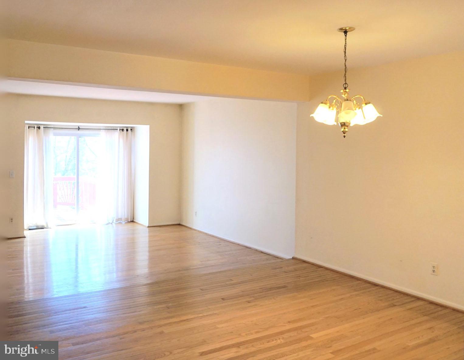 886 NEW MARK ESPLANADE