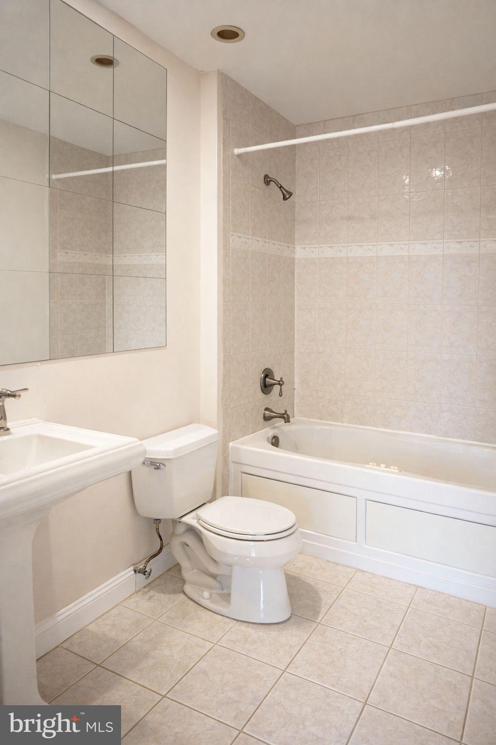 NEW MARK COMMONS - Residential