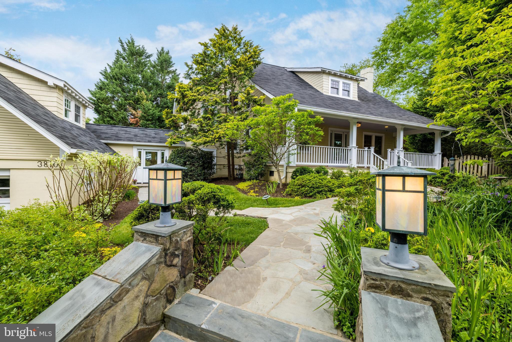 NORTH ARLINGTON - Residential